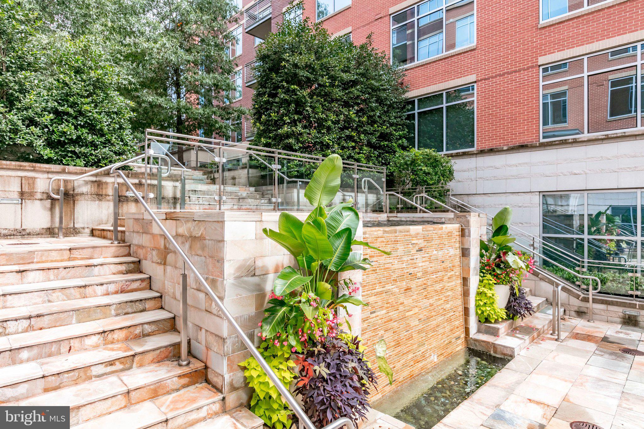 EAST FALLS CHURCH - Residential