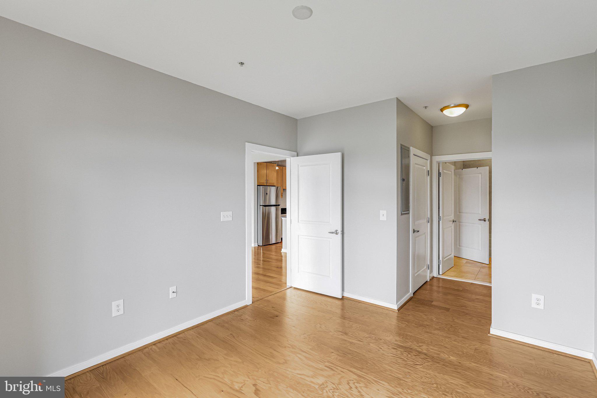 EAST FALLS CHURCH - Residential