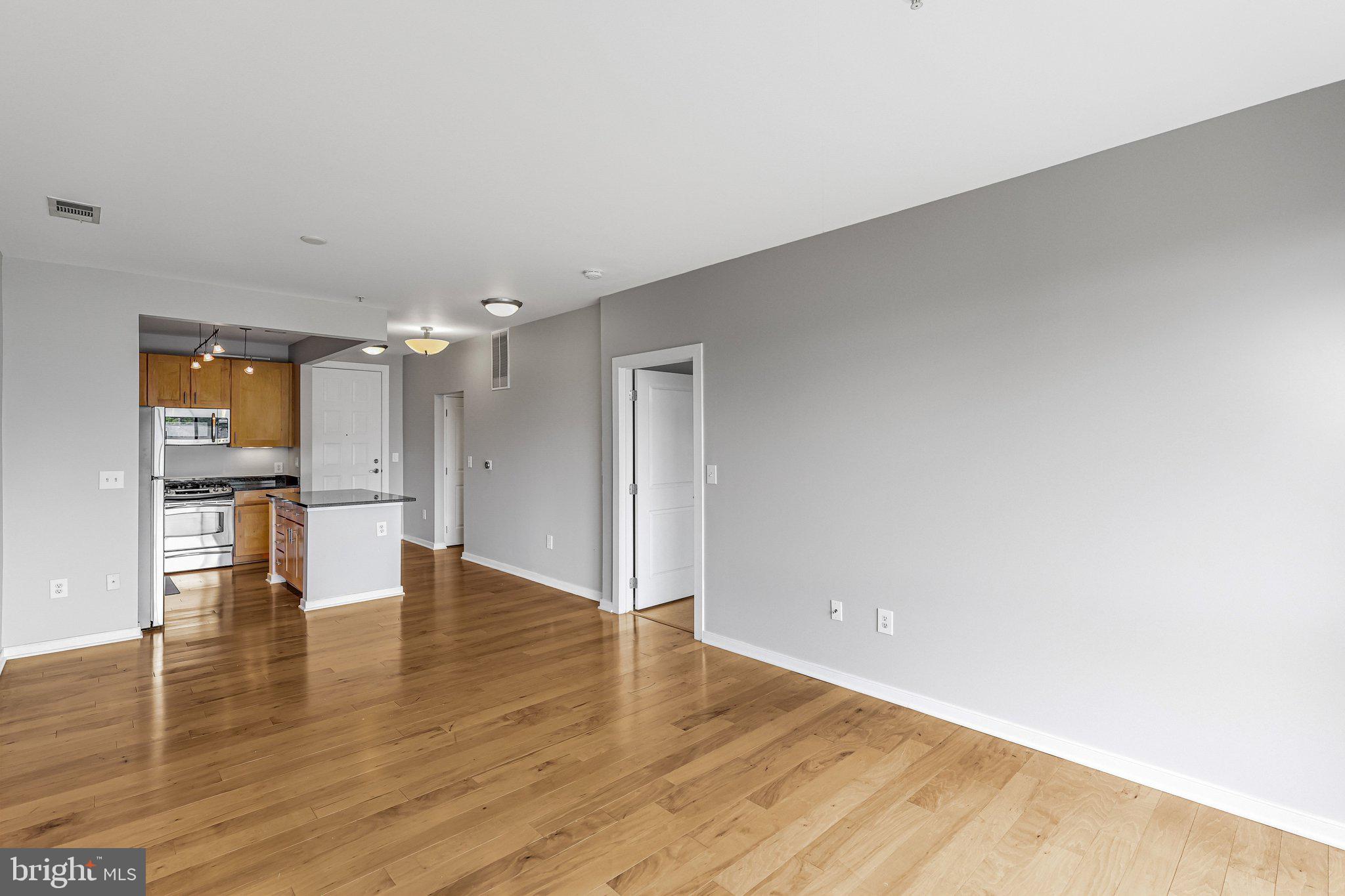 EAST FALLS CHURCH - Residential