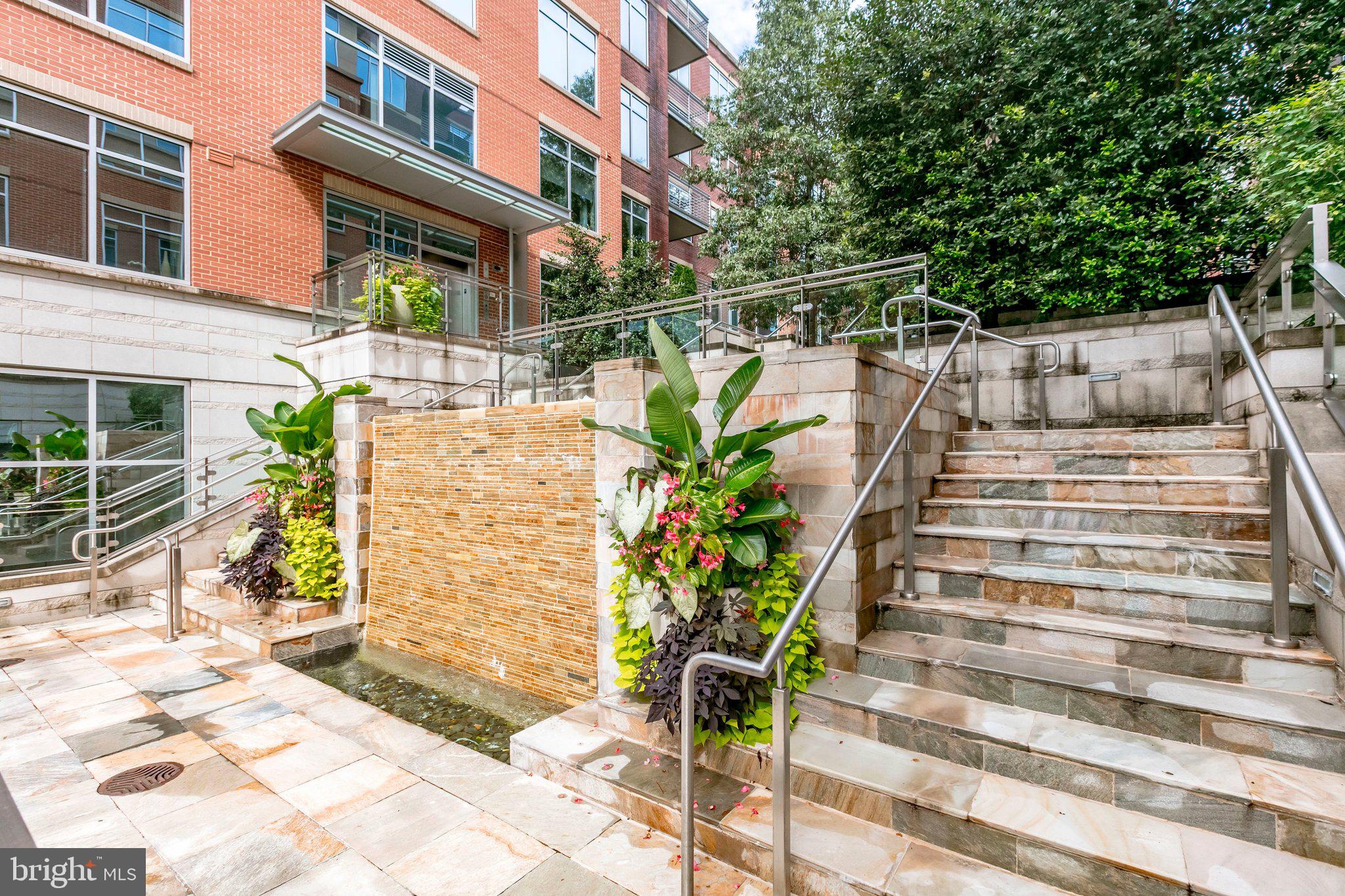 EAST FALLS CHURCH - Residential