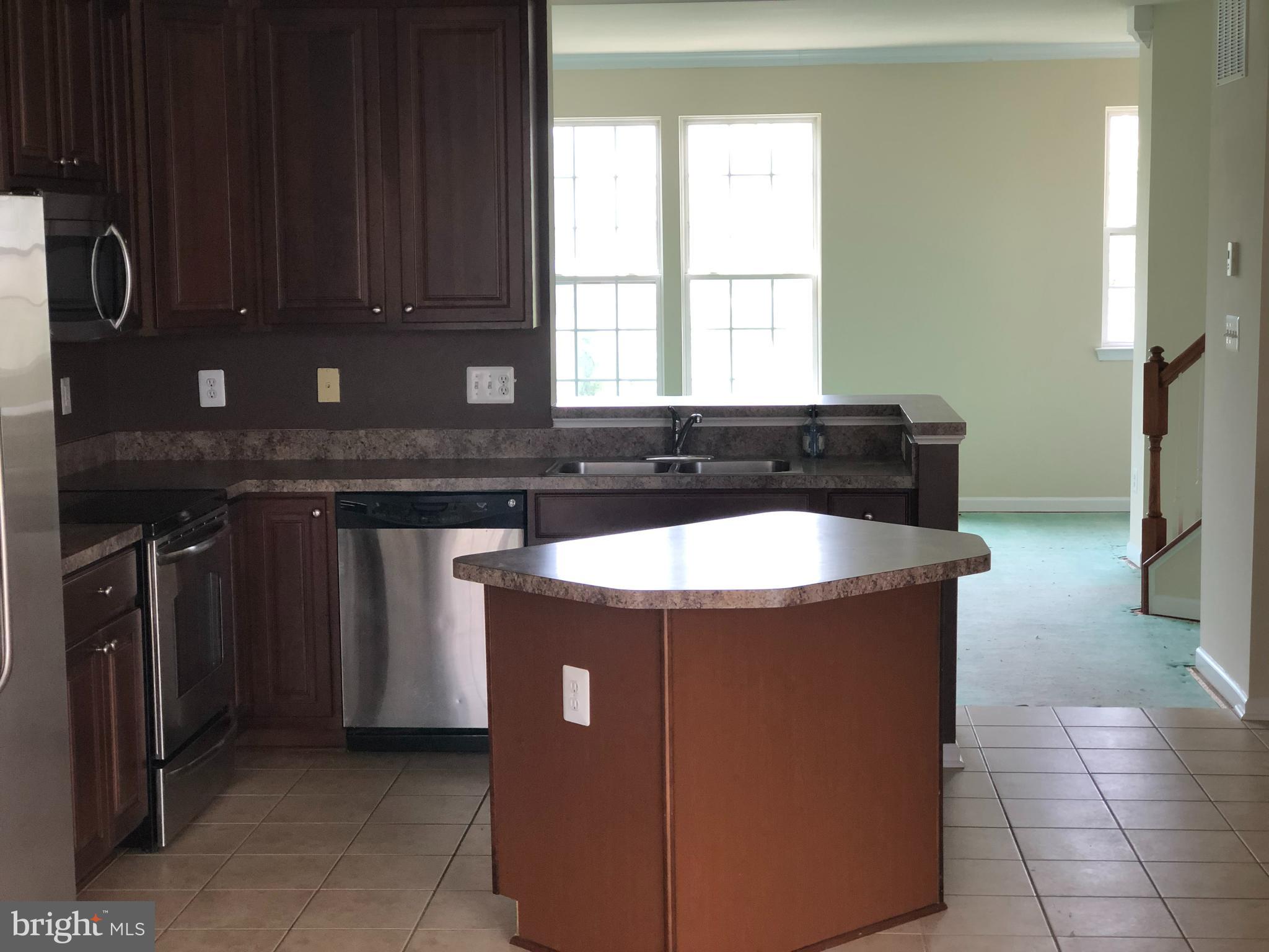 BROOKFIELD - Residential