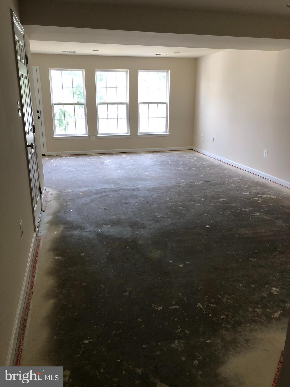 BROOKFIELD - Residential