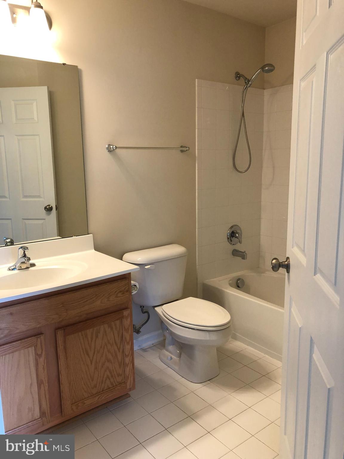 BROOKFIELD - Residential