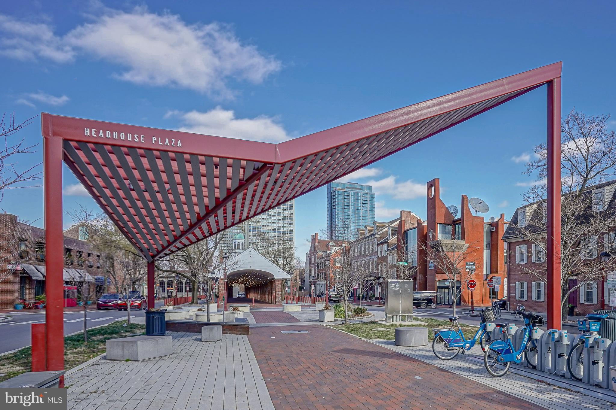 ABBOTTS SQUARE - Residential