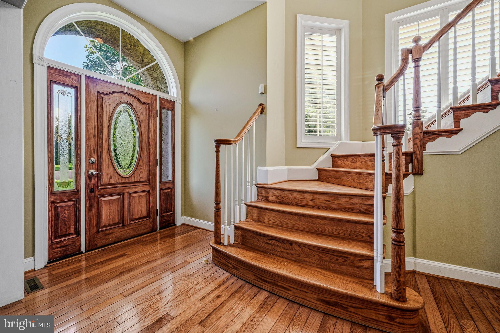 264 REGENT CIRCLE