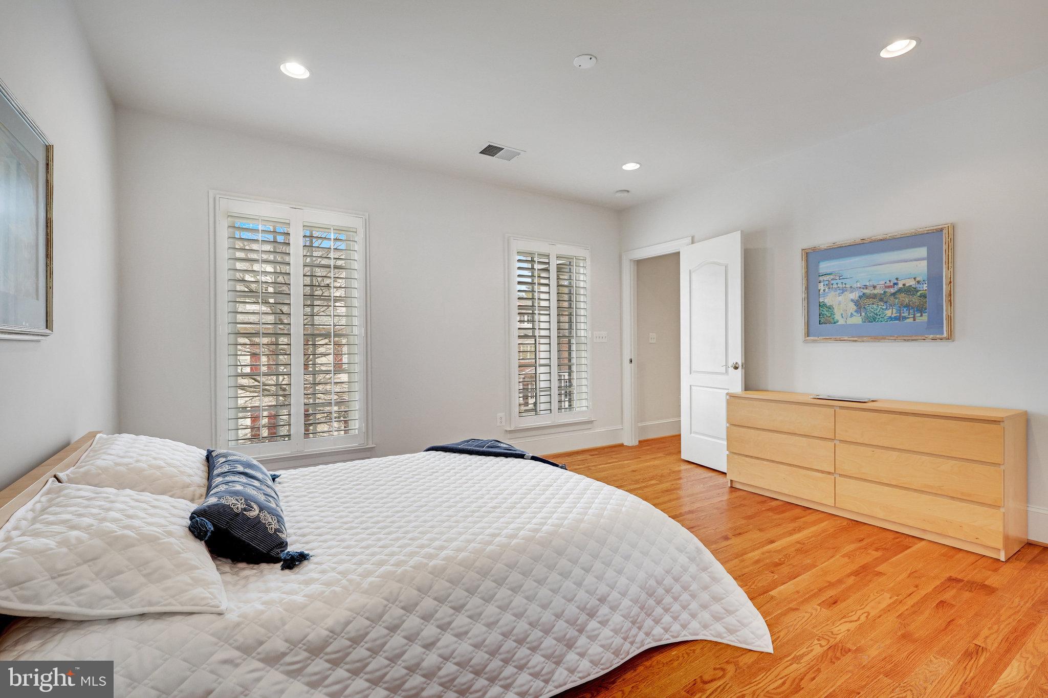 EVANS FARM - Residential