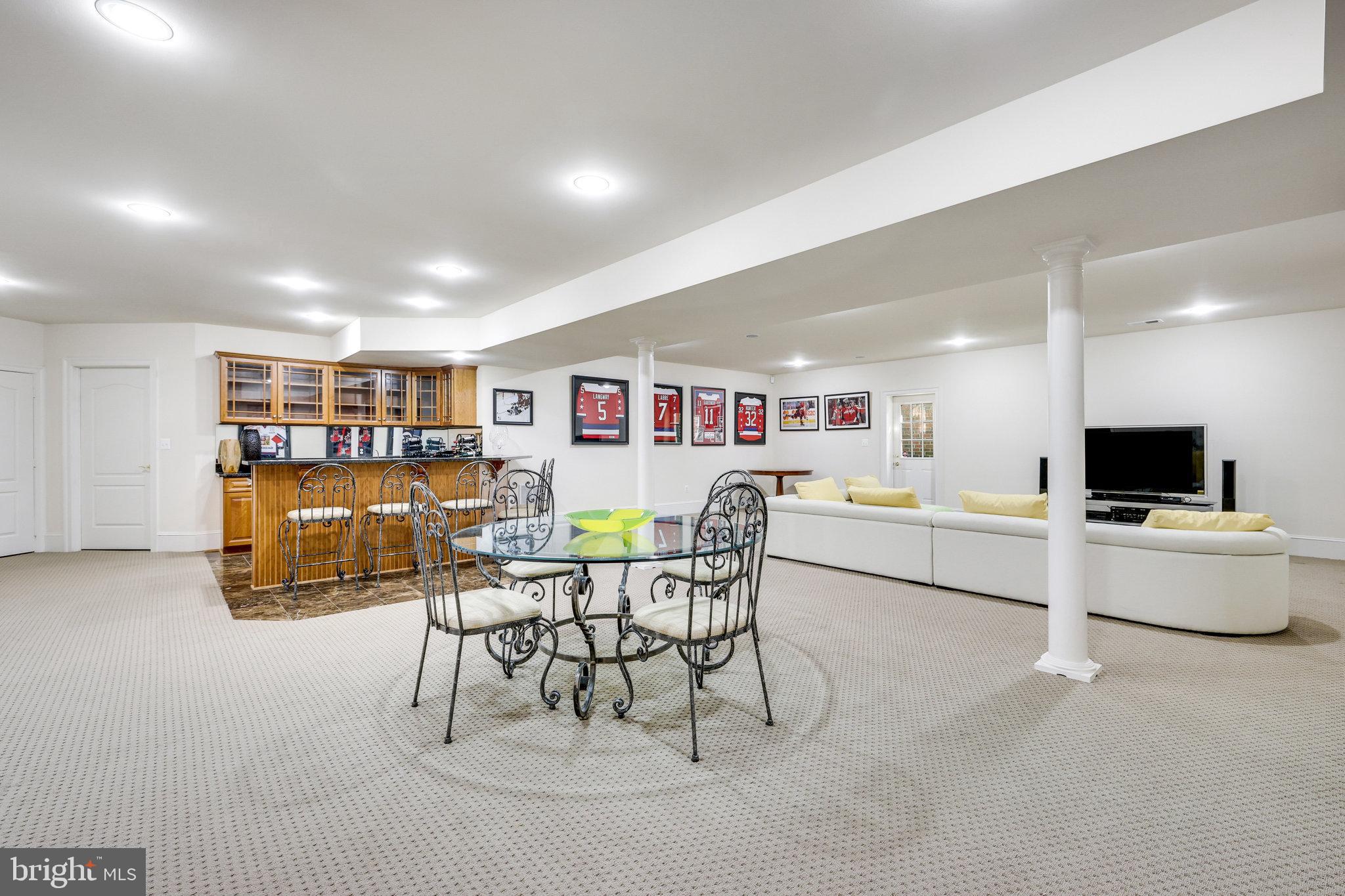 EVANS FARM - Residential