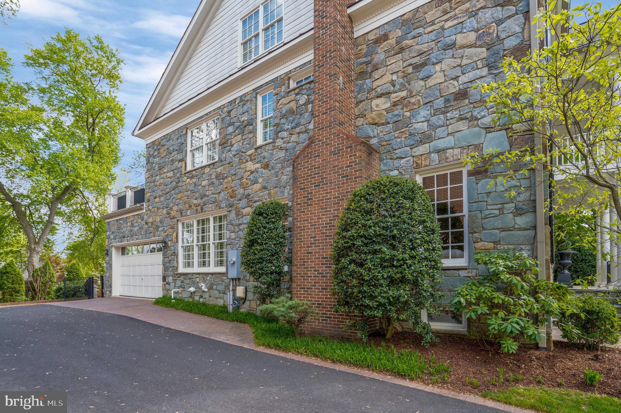 EVANS FARM - Residential