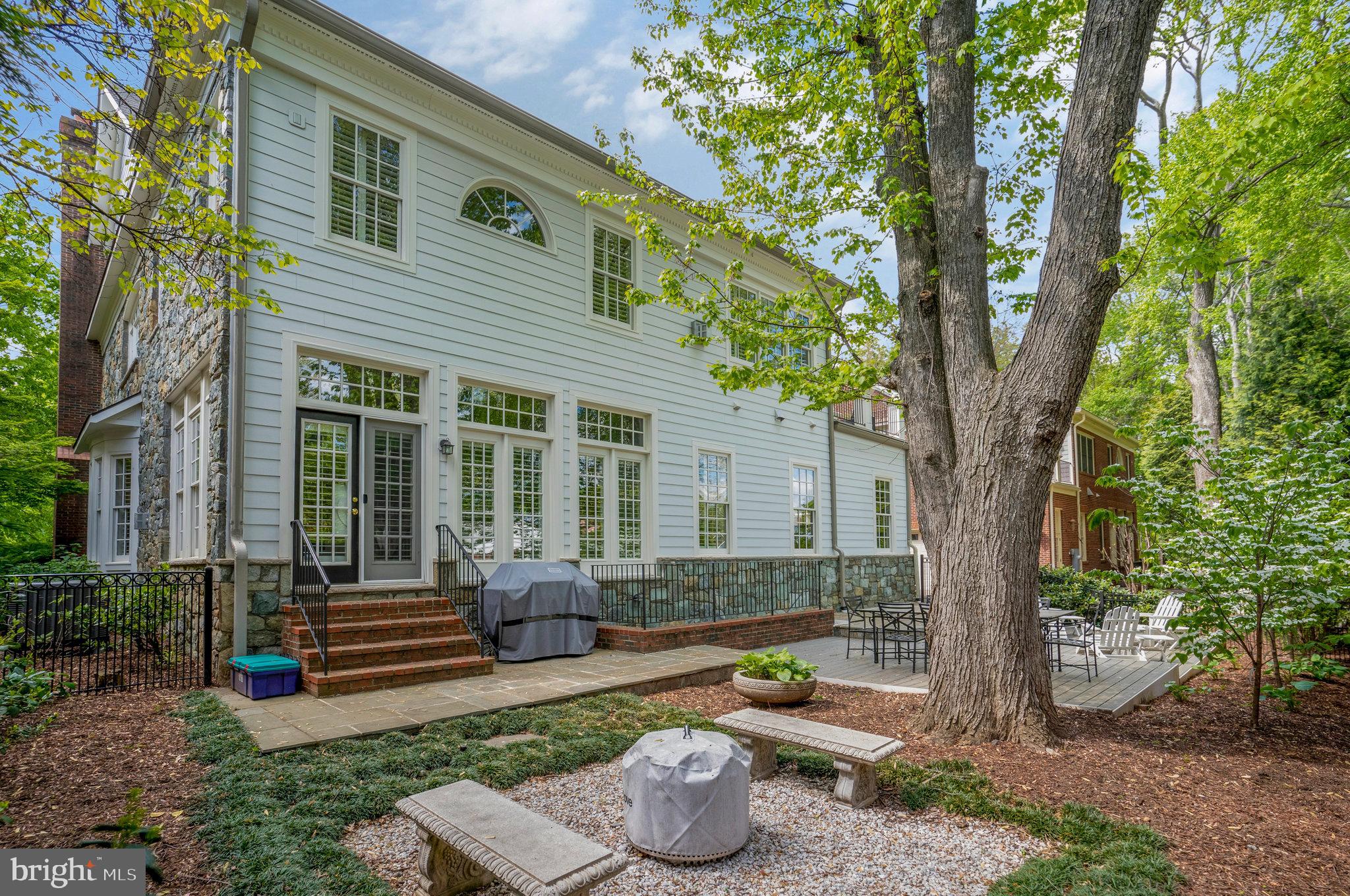 EVANS FARM - Residential