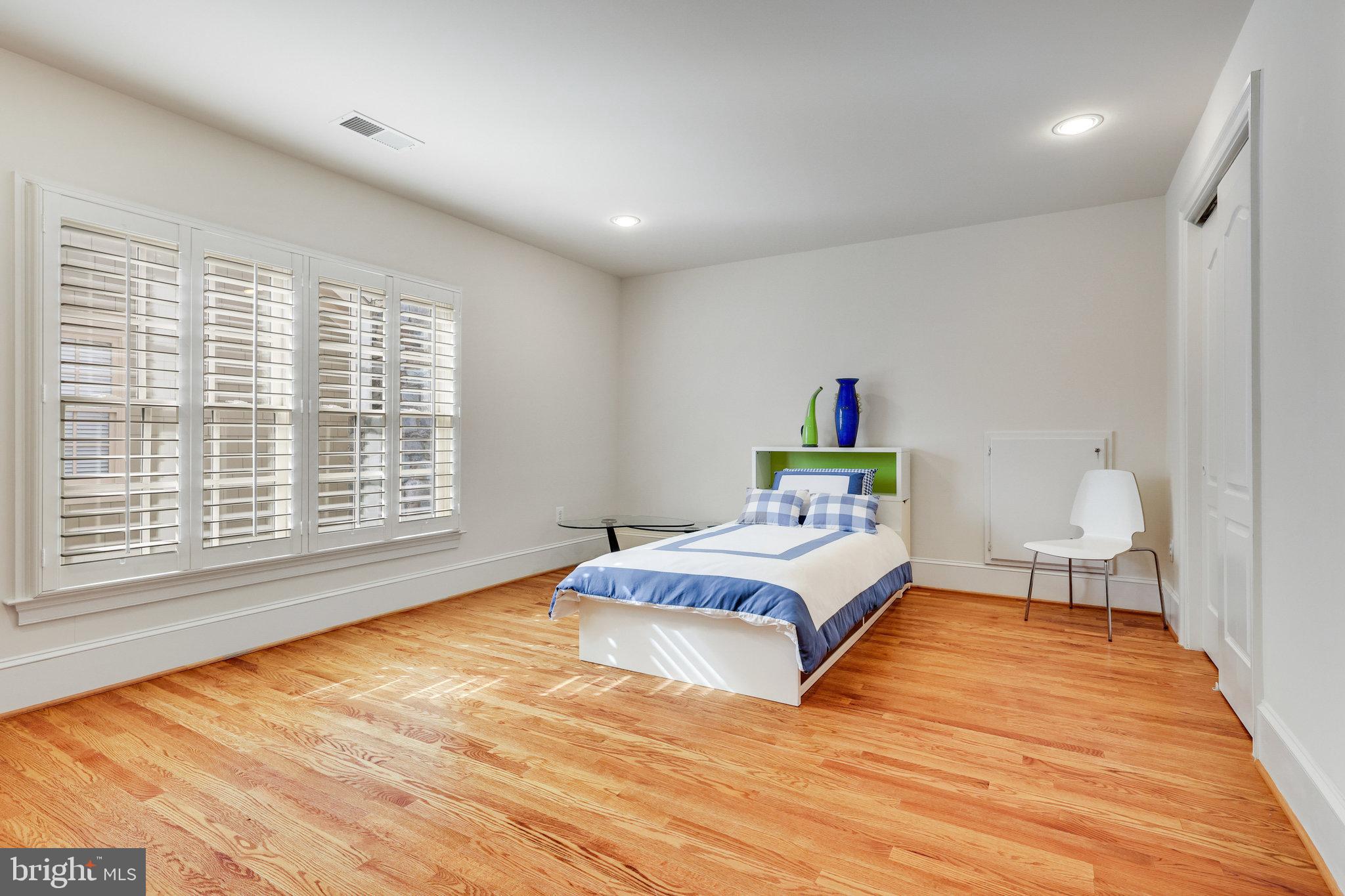 EVANS FARM - Residential