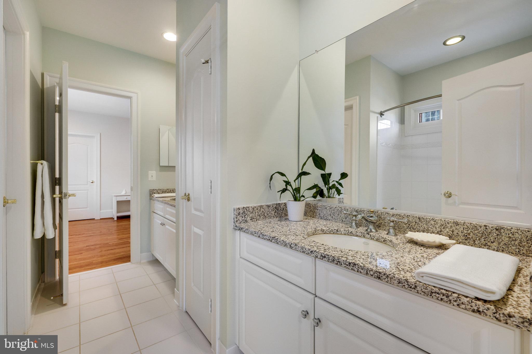 EVANS FARM - Residential