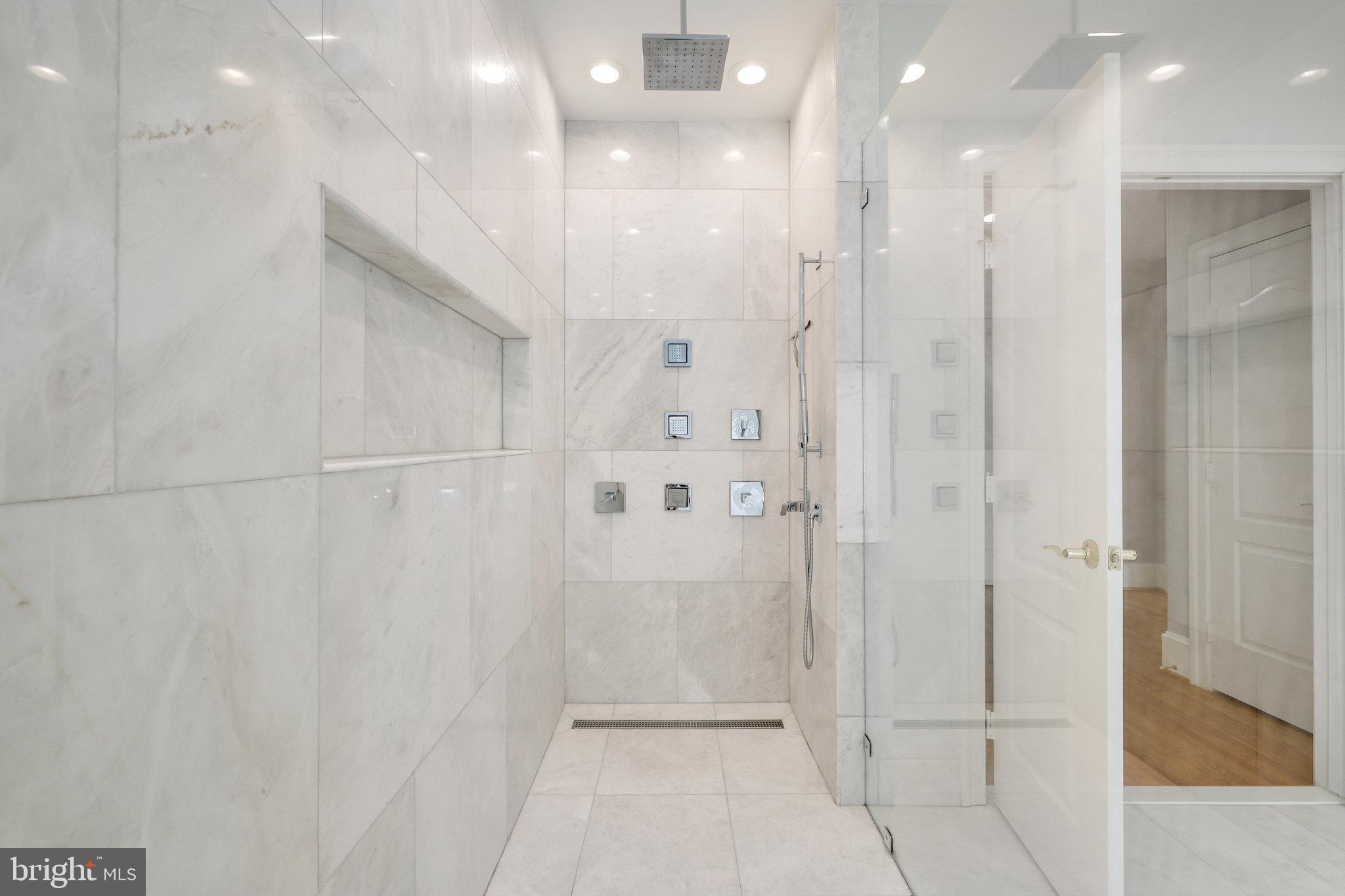 EVANS FARM - Residential