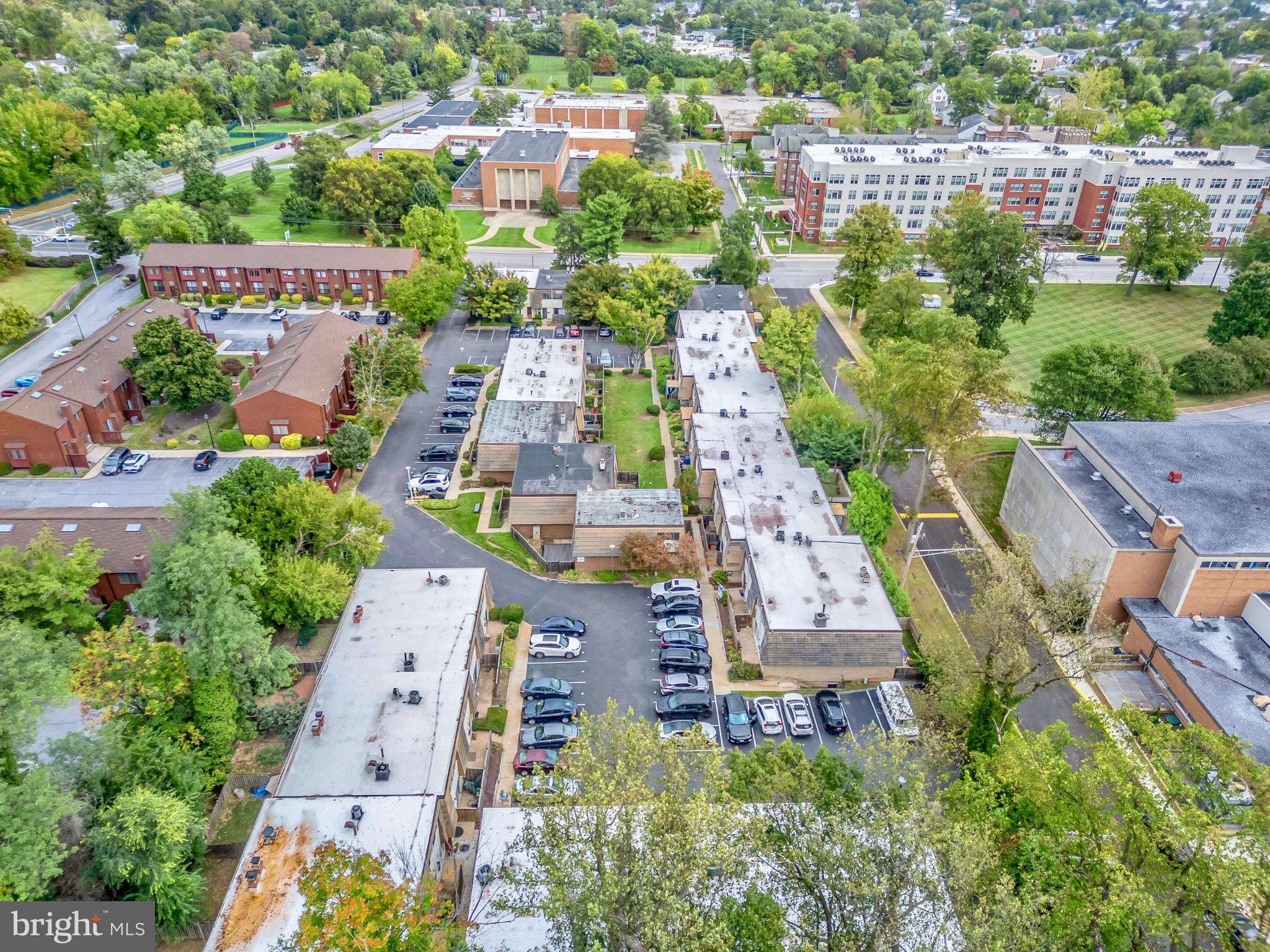 PARK VILLAGE - Residential