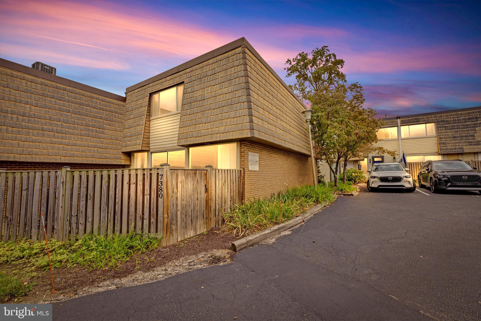 PARK VILLAGE - Residential