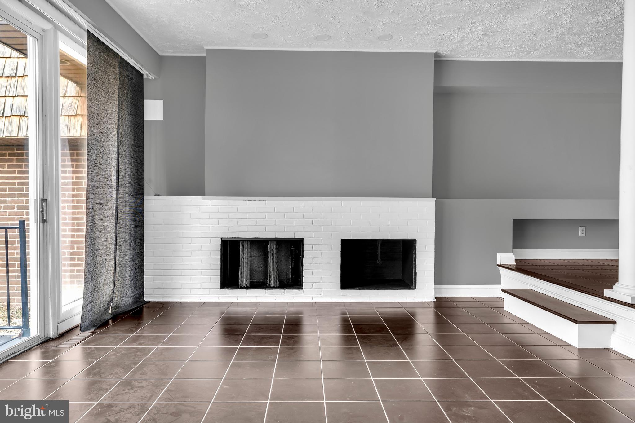 PARK VILLAGE - Residential