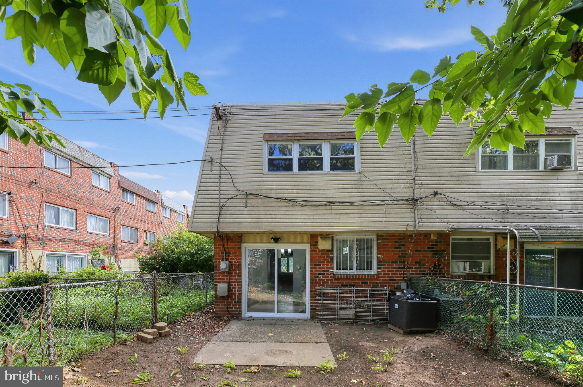 1630 N 10TH STREET