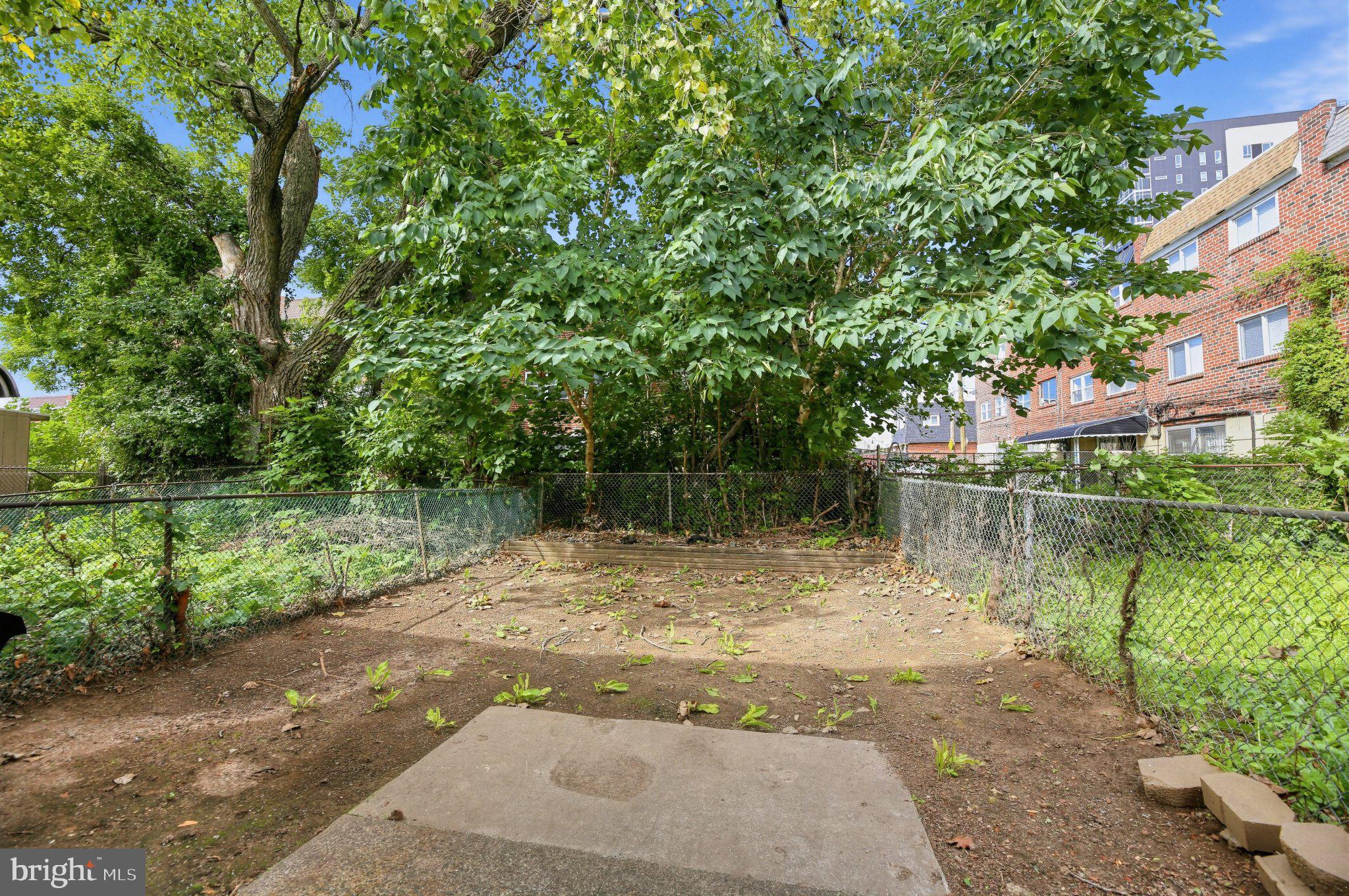 1630 N 10TH STREET