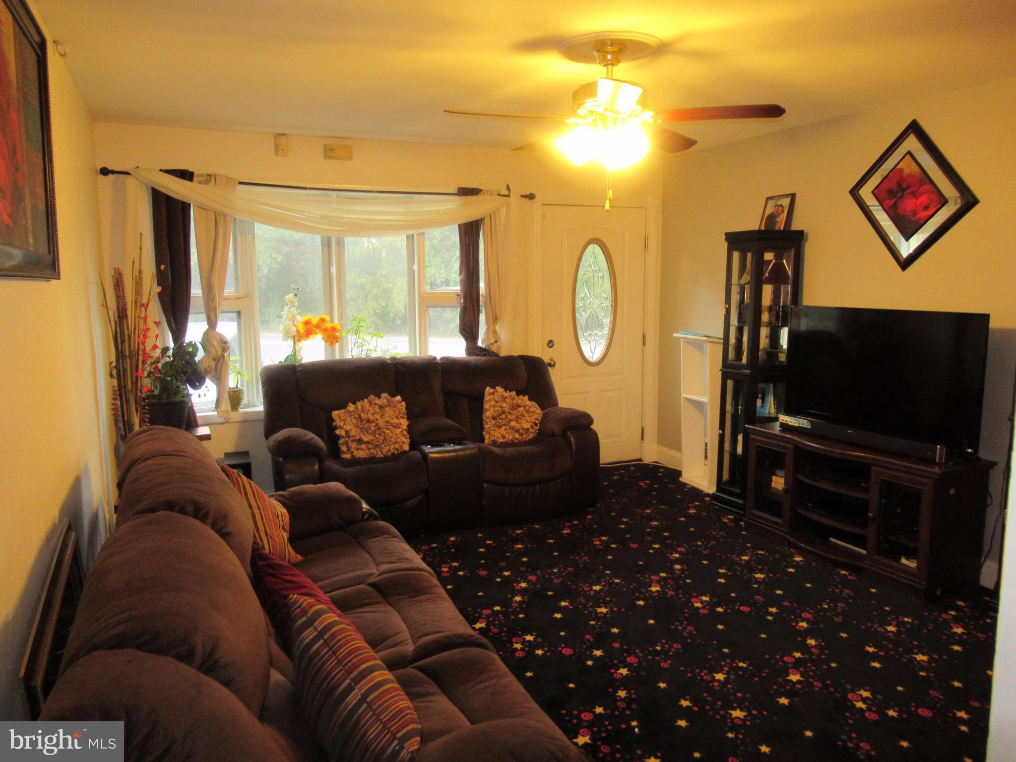 COLUMBIA PARK - Residential