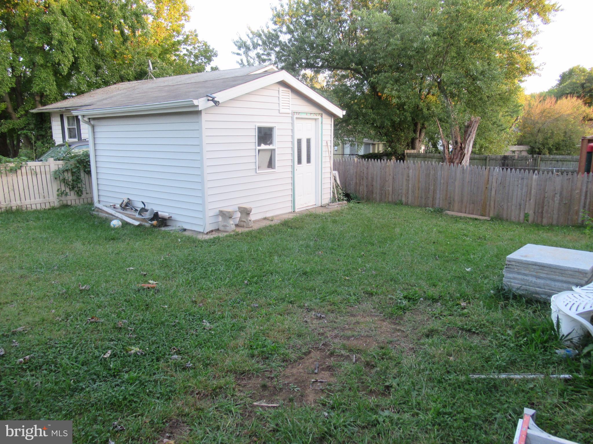 COLUMBIA PARK - Residential