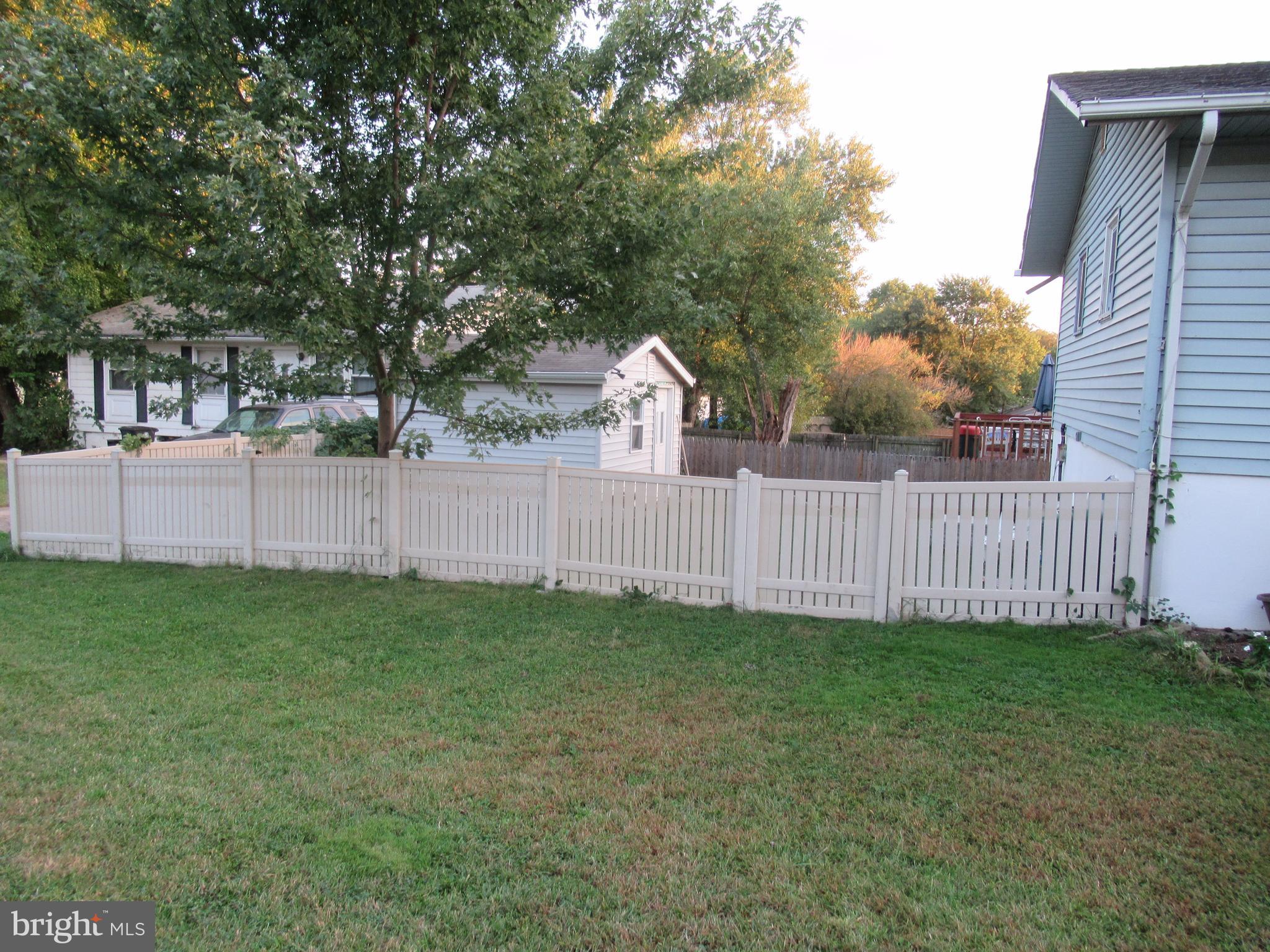 COLUMBIA PARK - Residential