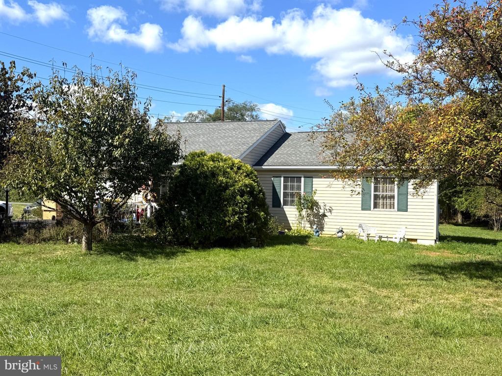 Photo of 23 Mimosa Drive, MARTINSBURG, WV 25404 (MLS # WVBE2044996)
