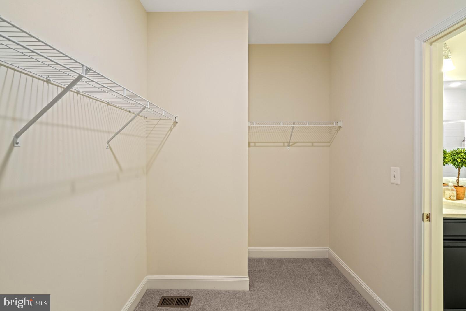 POTOMAC SHORES - Residential