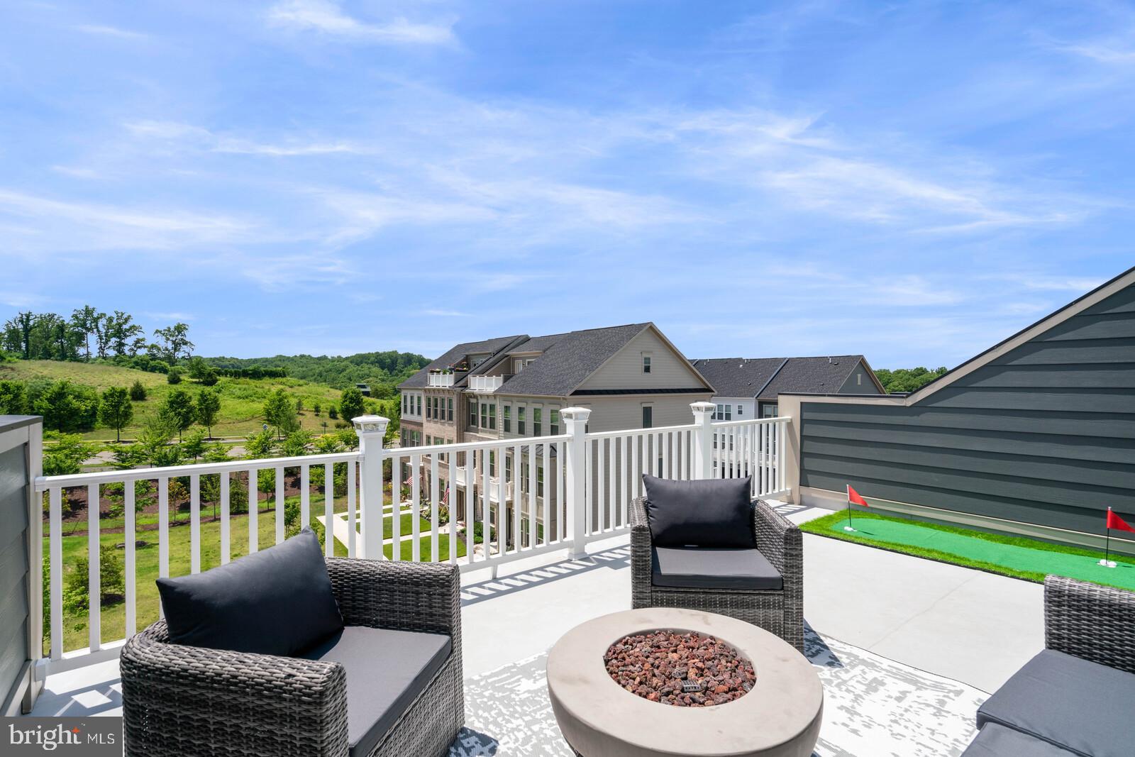 POTOMAC SHORES - Residential