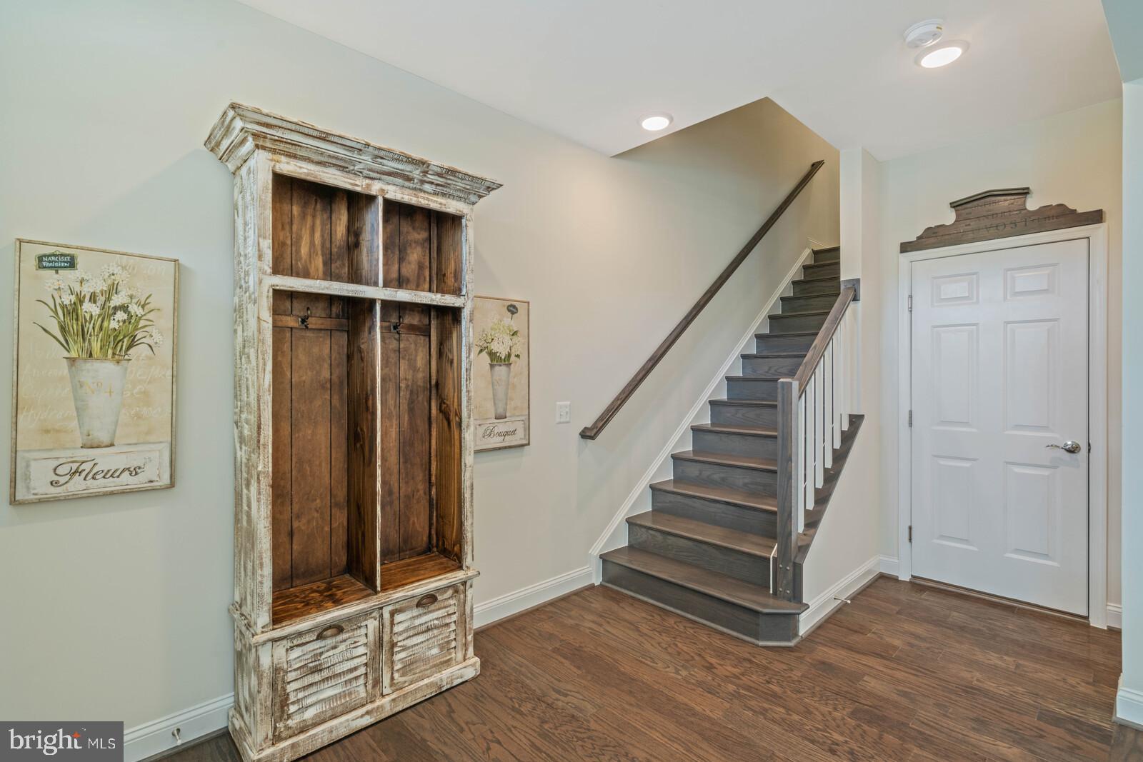 POTOMAC SHORES - Residential