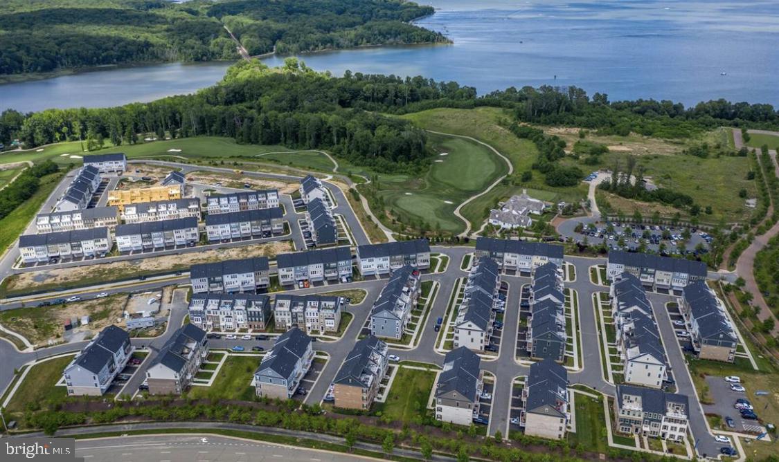 POTOMAC SHORES - Residential