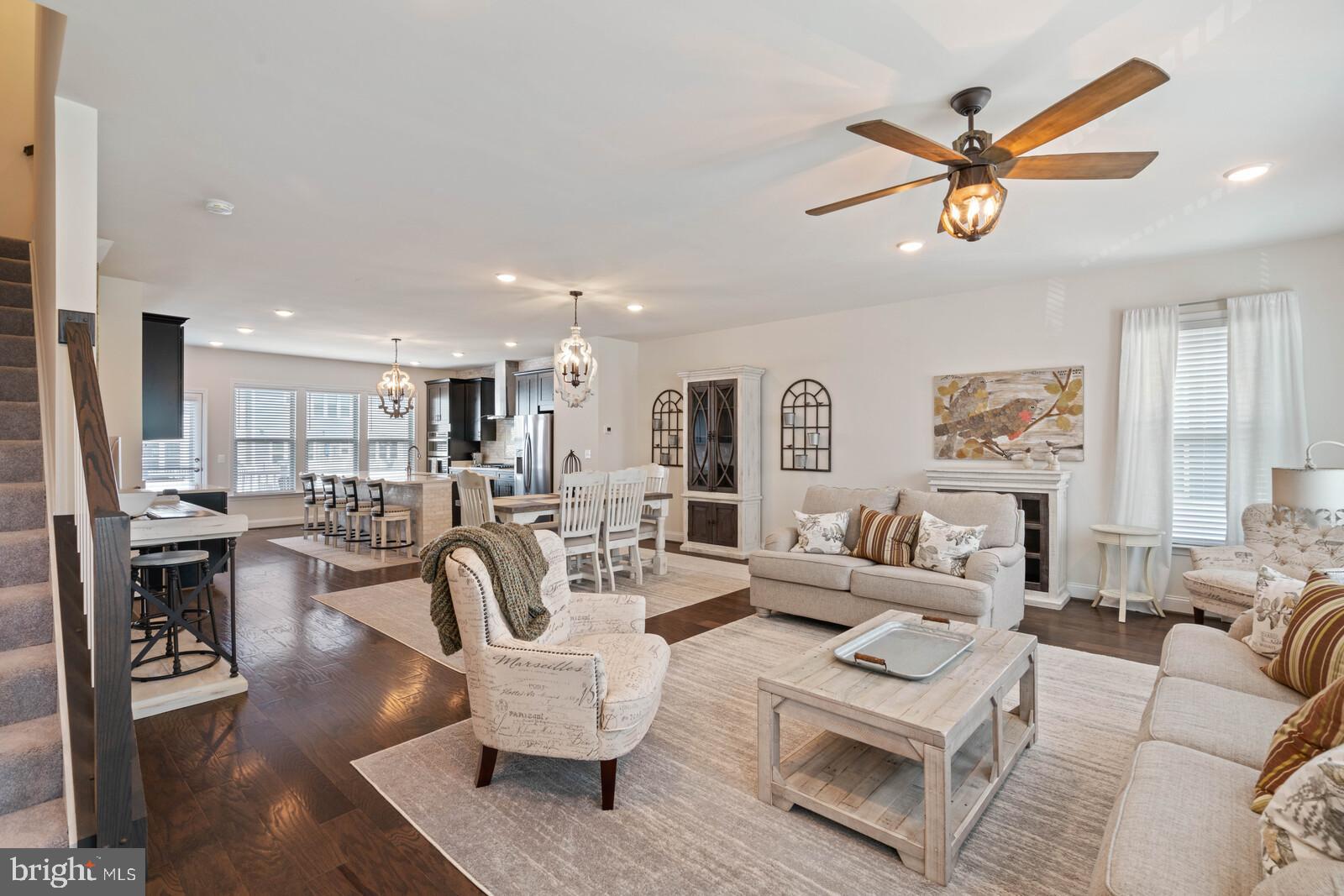 POTOMAC SHORES - Residential