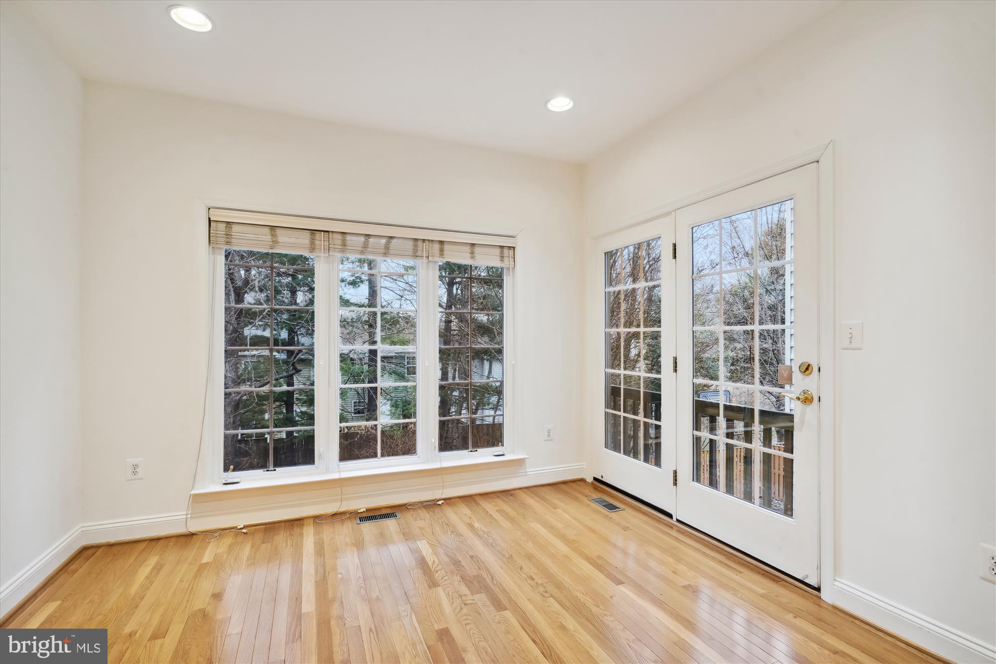 CYRANDALL VALLEY - Residential Lease