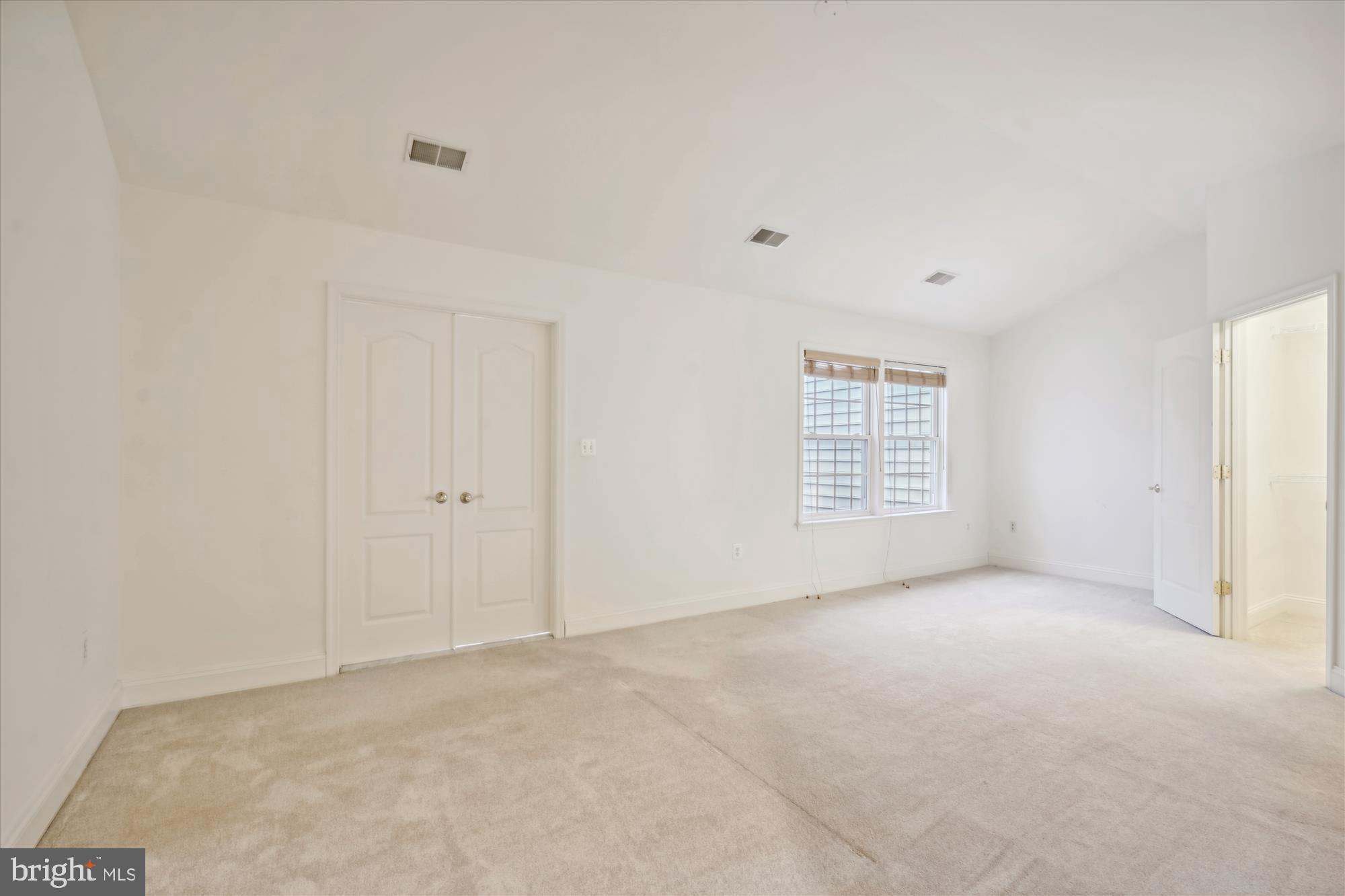 CYRANDALL VALLEY - Residential Lease