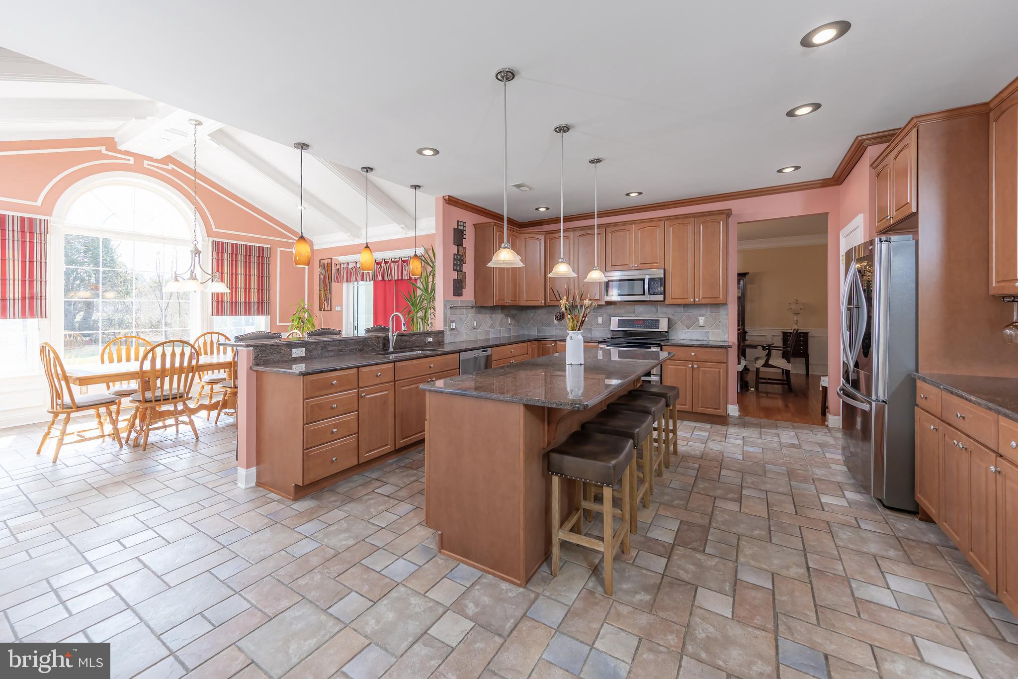 LEIGH COURT - Residential