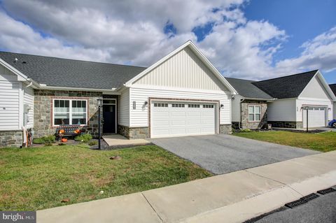 108 CARDINAL DRIVE SHIPPENSBURG PA 17257