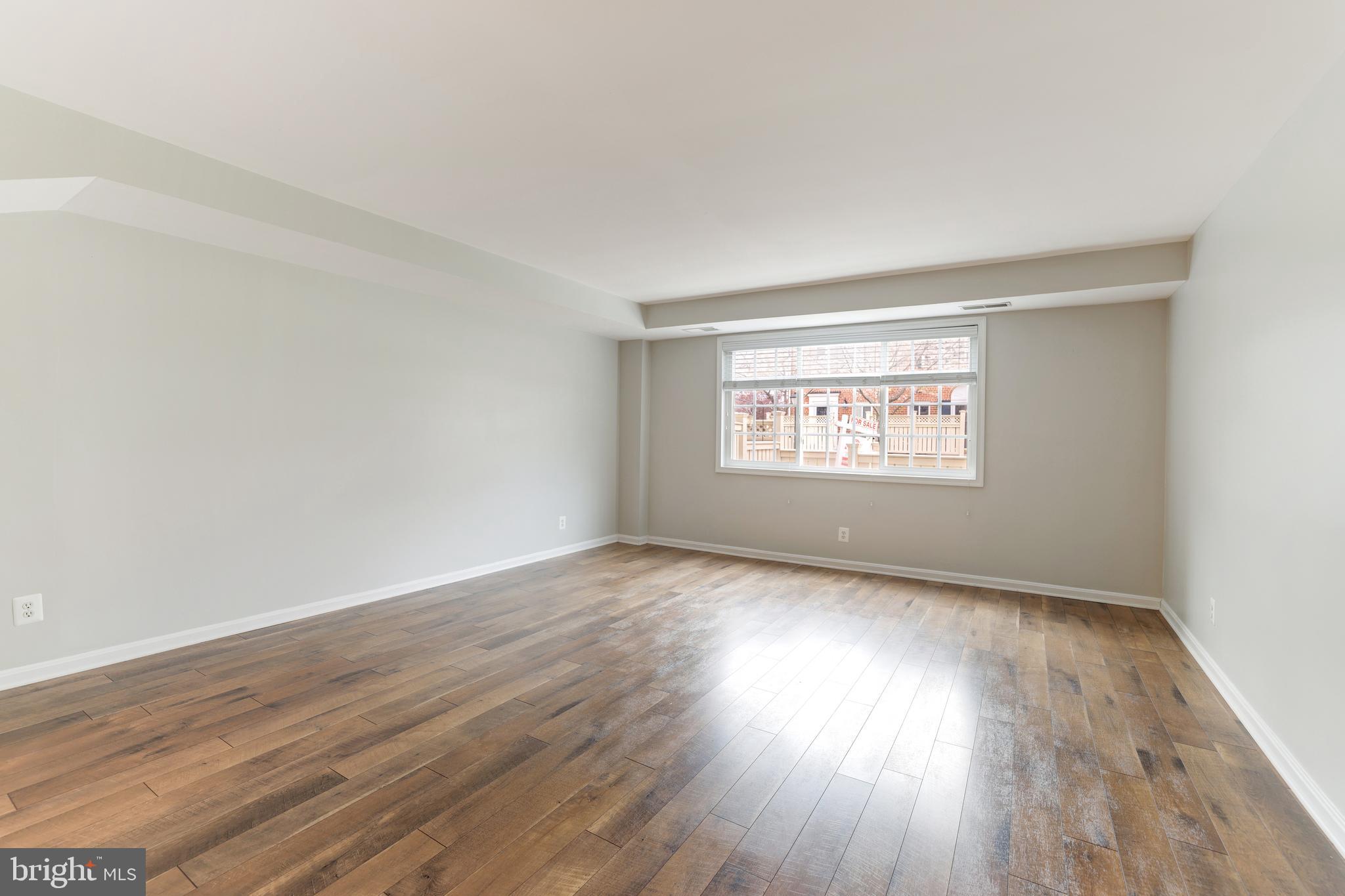 PARKSIDE AT ALEXANDRIA - Residential