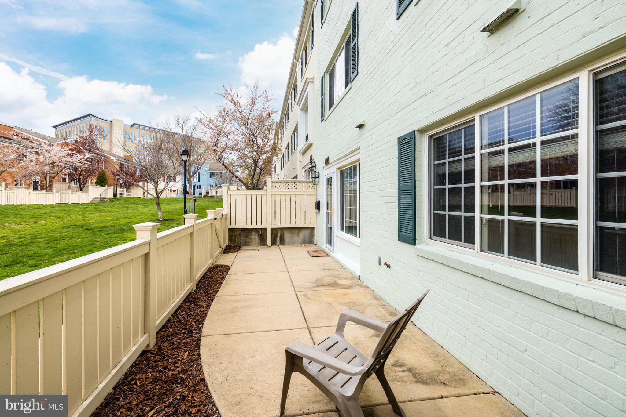 PARKSIDE AT ALEXANDRIA - Residential