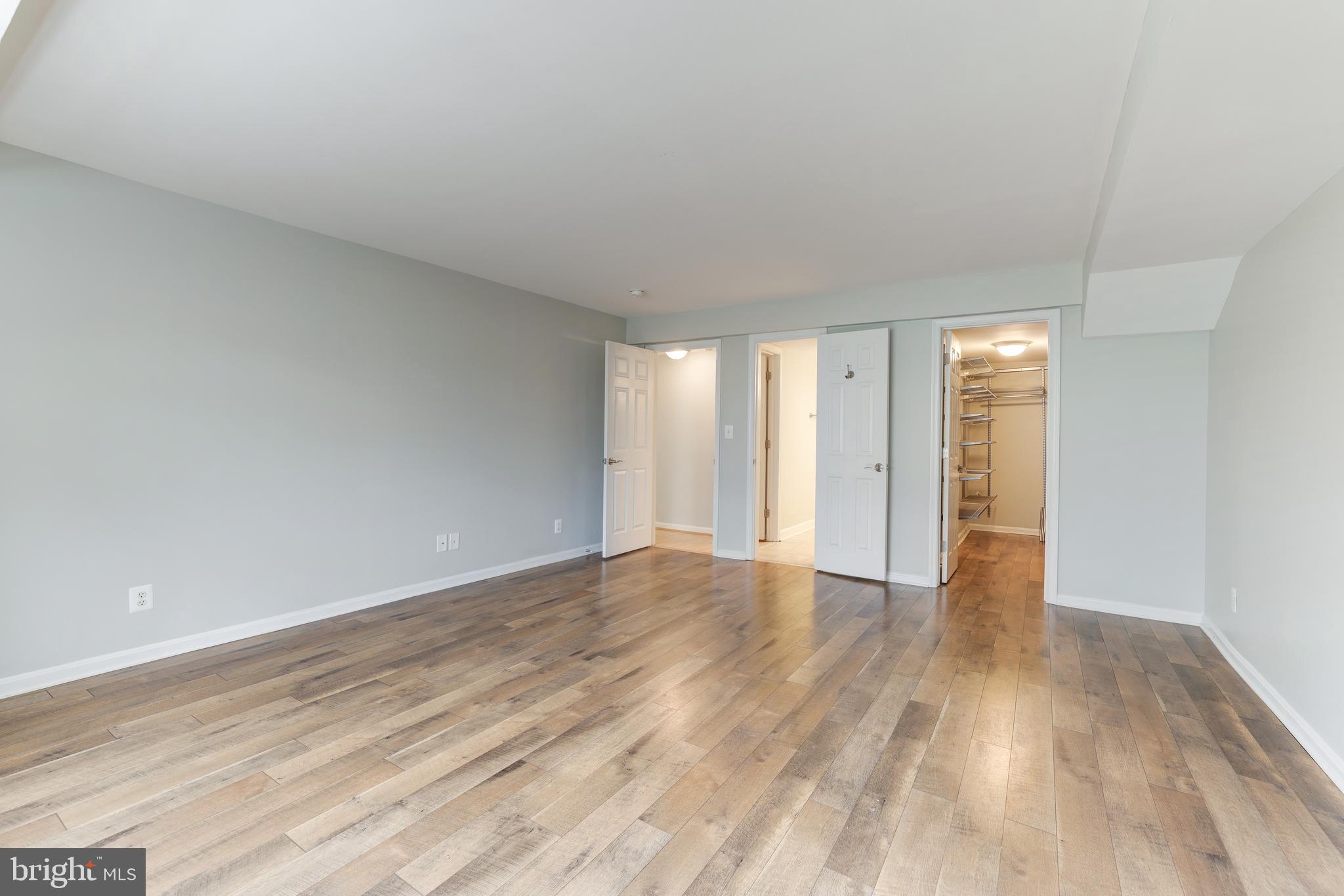 PARKSIDE AT ALEXANDRIA - Residential