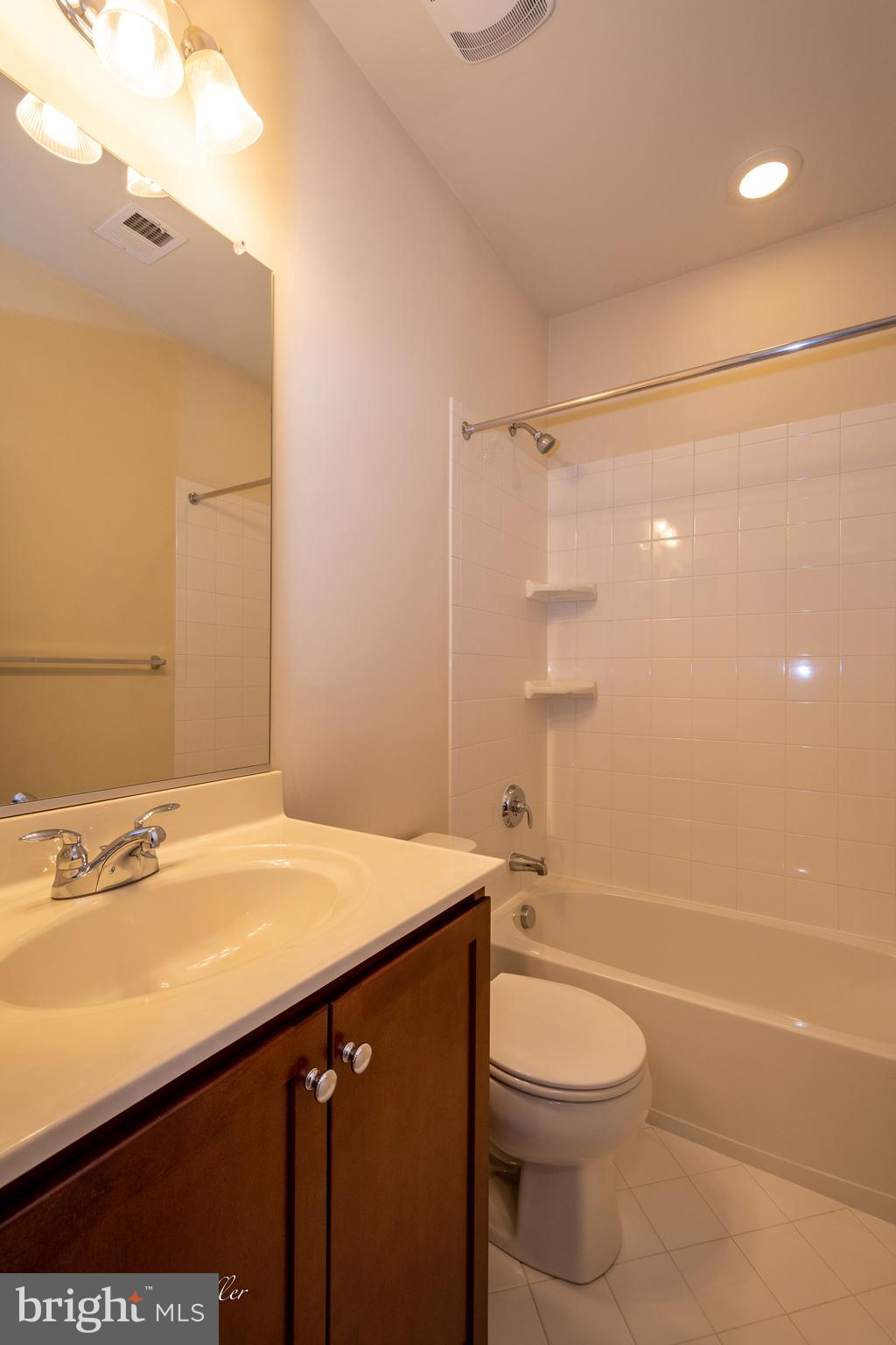 TOWSON GREEN - Residential