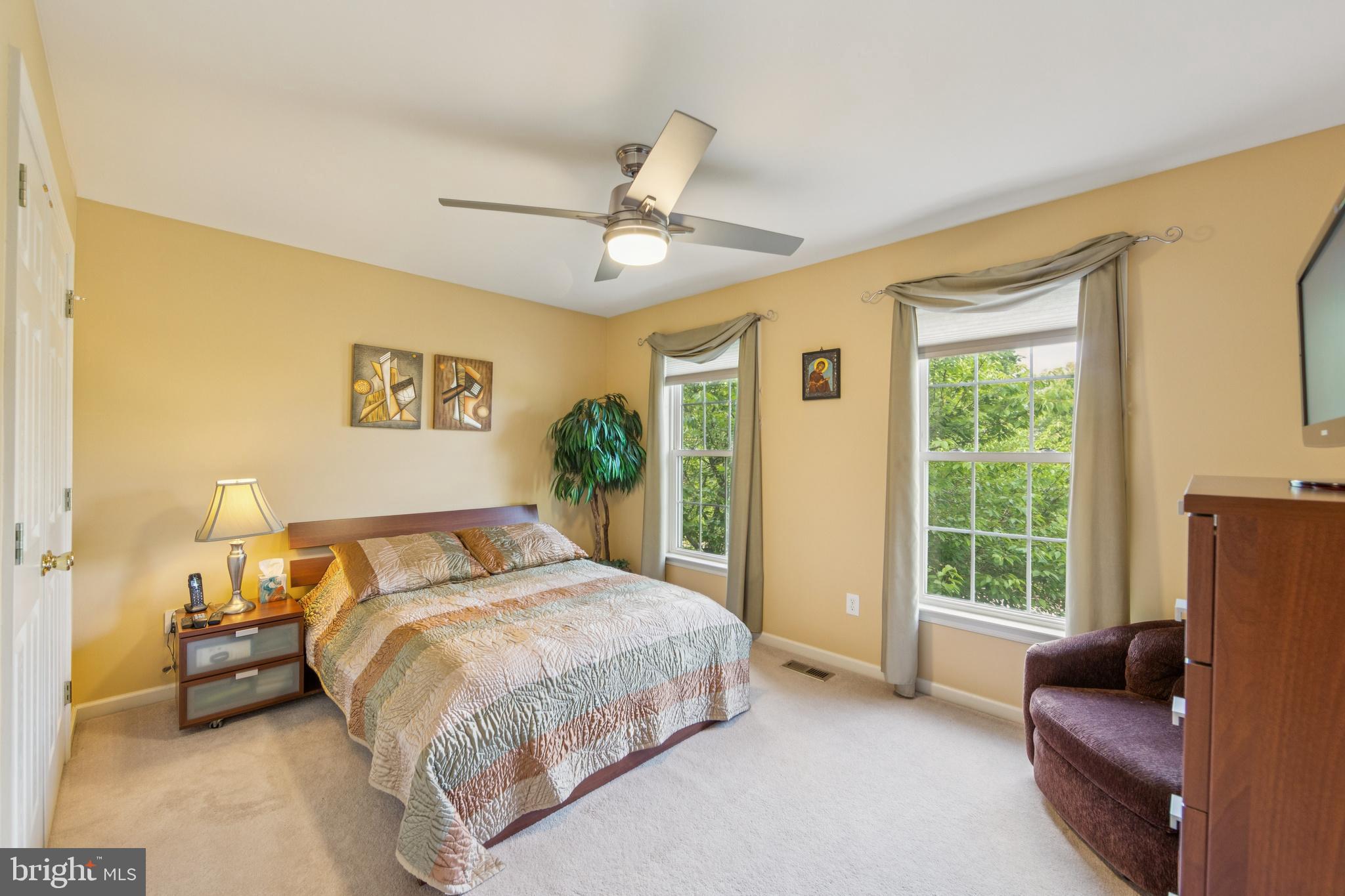 SUNNYBROOK - Residential