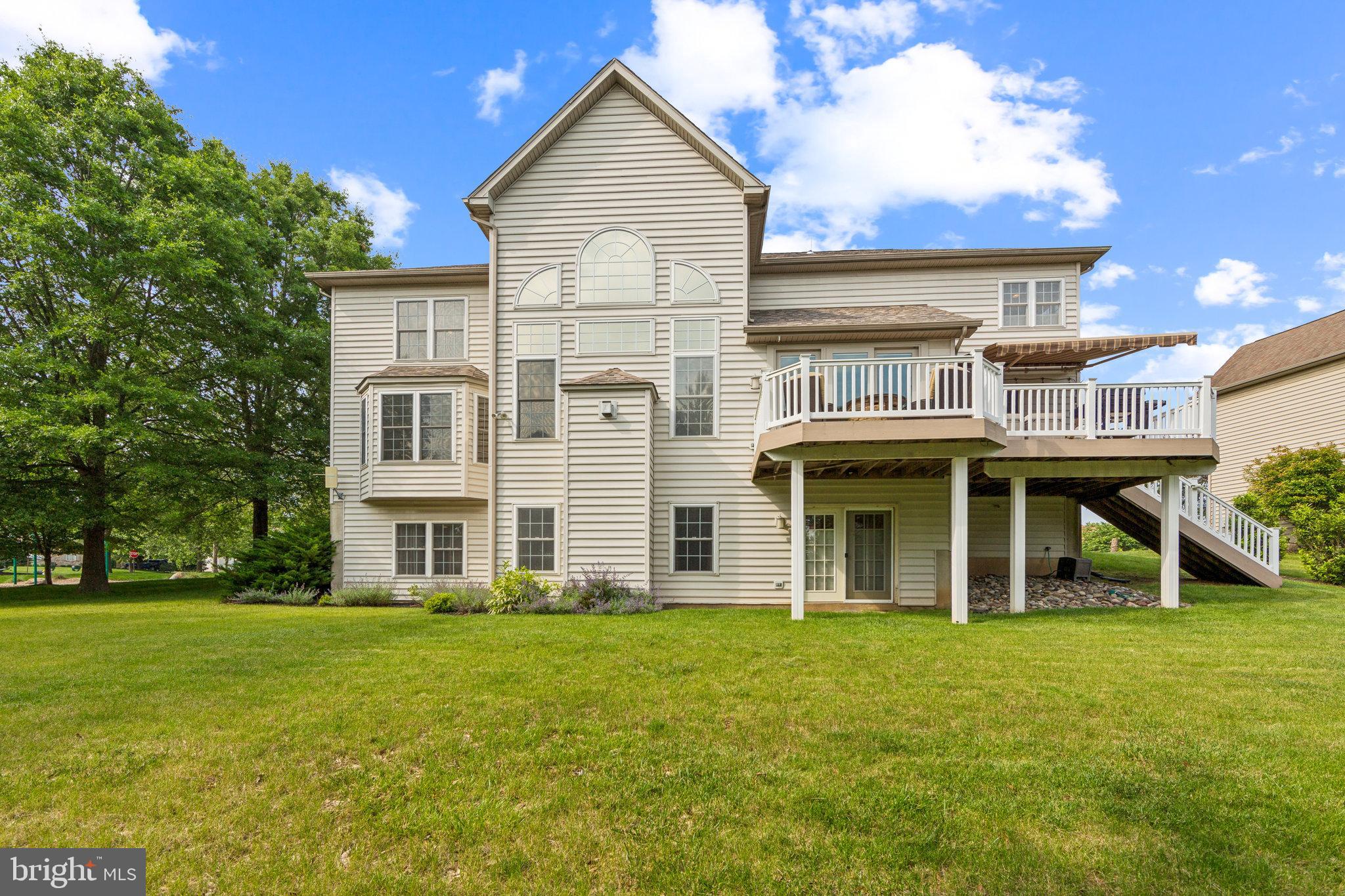 SUNNYBROOK - Residential