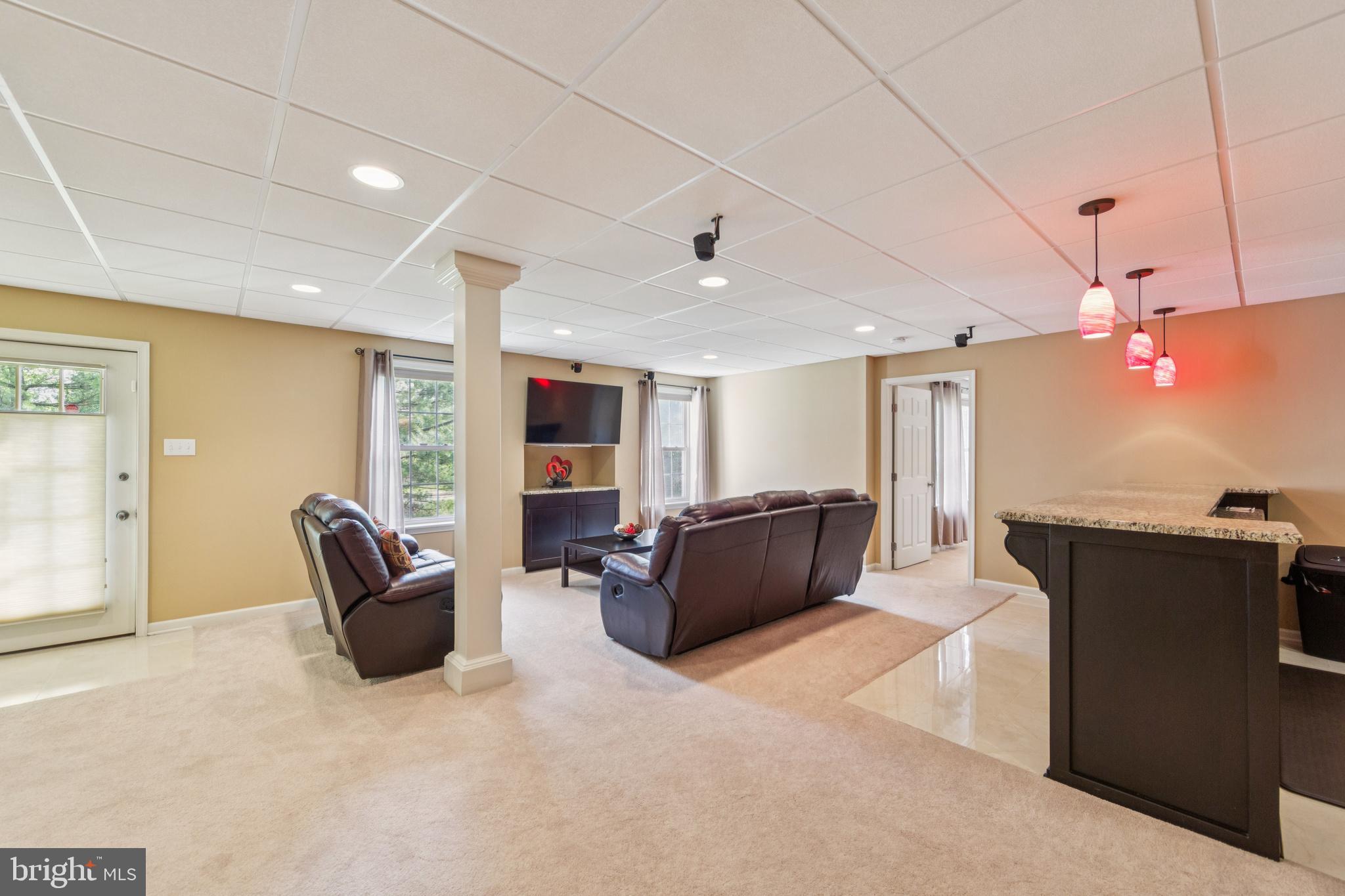 SUNNYBROOK - Residential