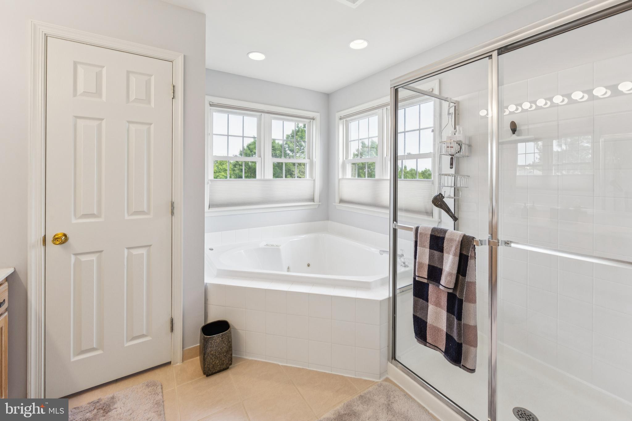 SUNNYBROOK - Residential