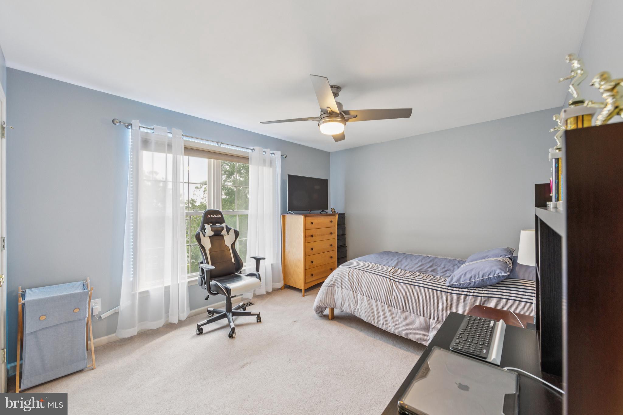 SUNNYBROOK - Residential