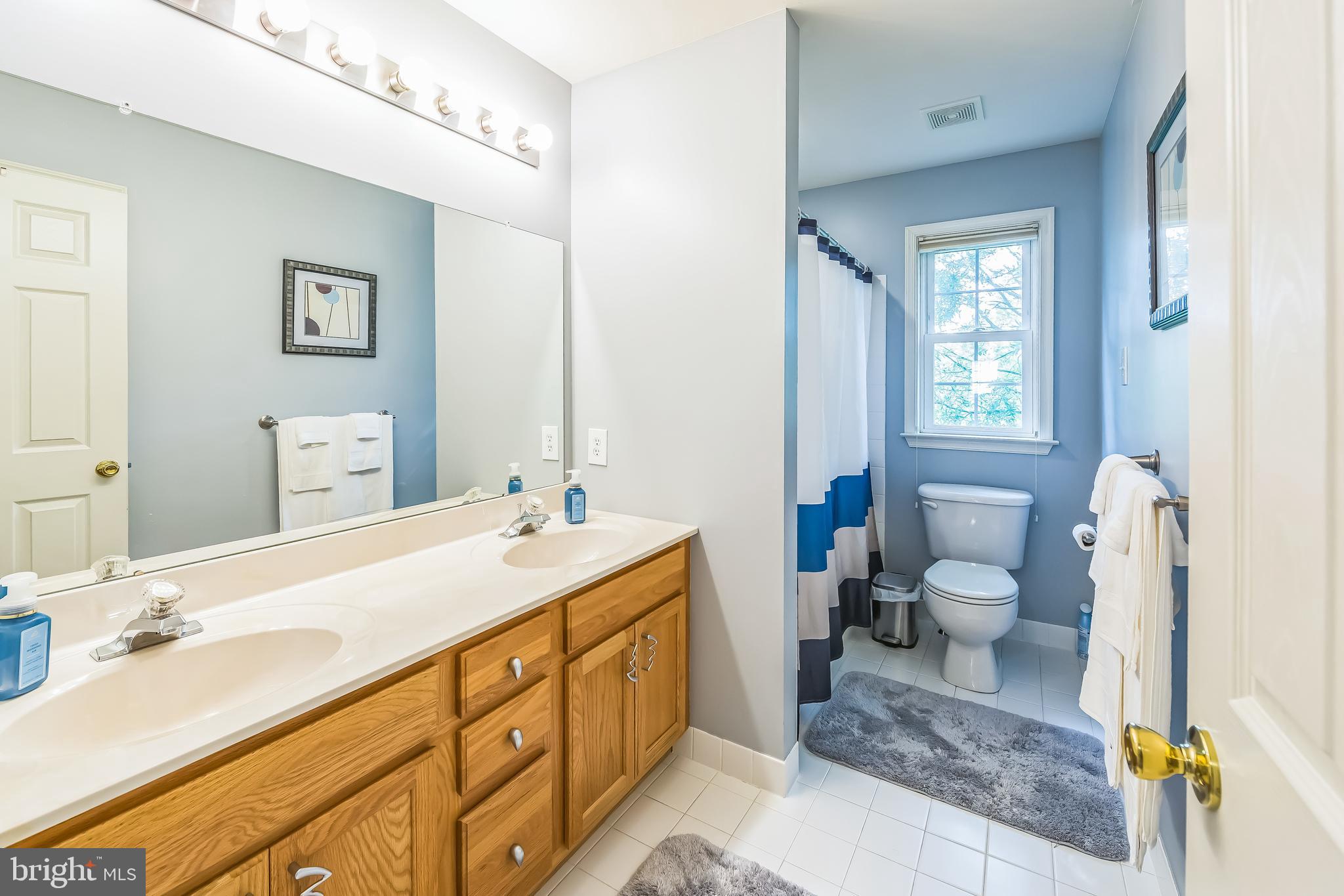 SUNNYBROOK - Residential