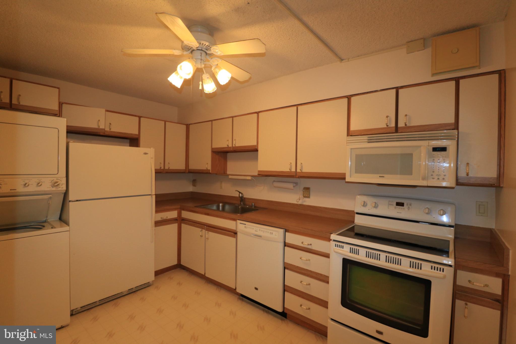 15107 INTERLACHEN DRIVE 2-521