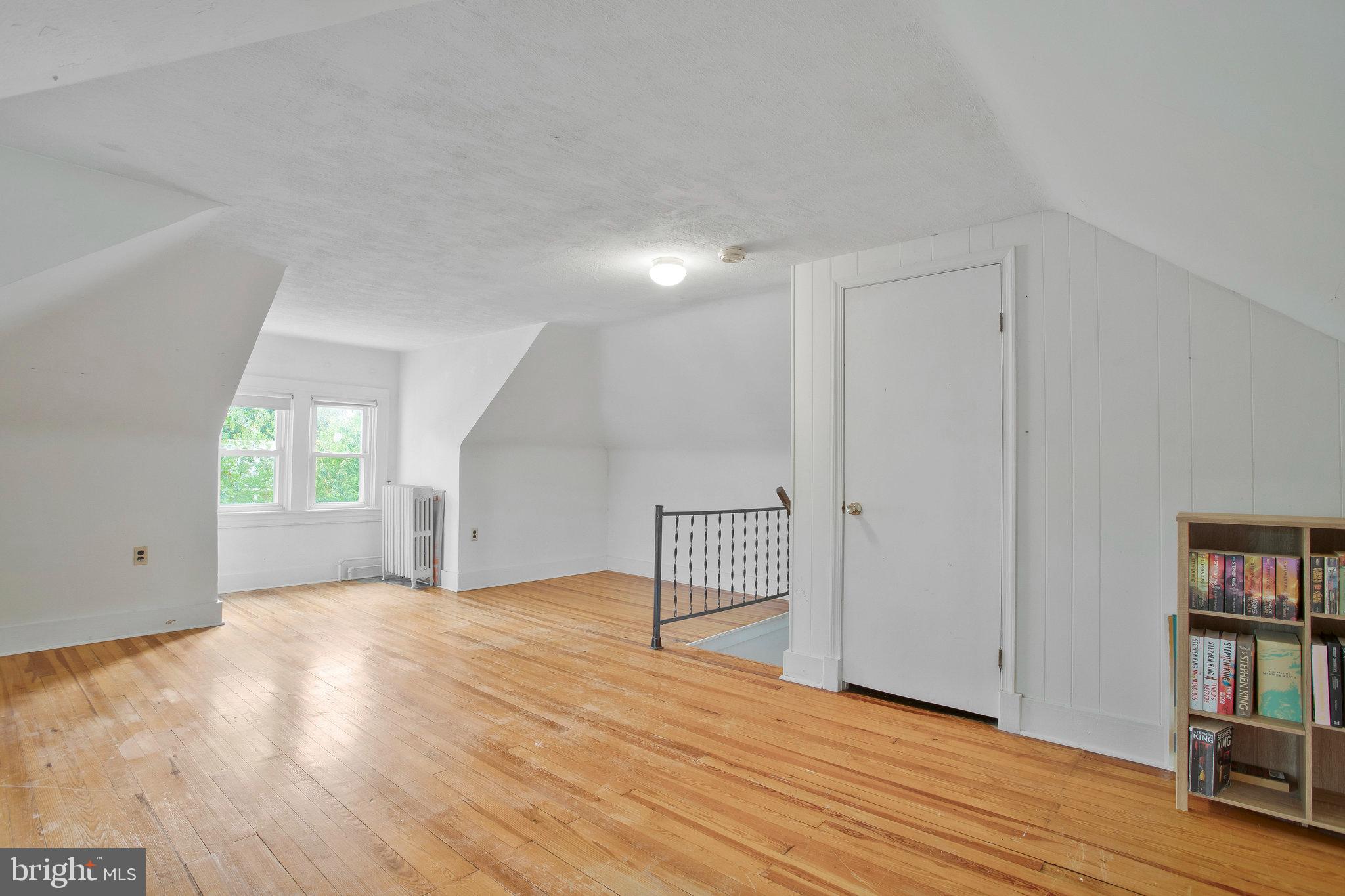 RADNOR WINSTON - Residential