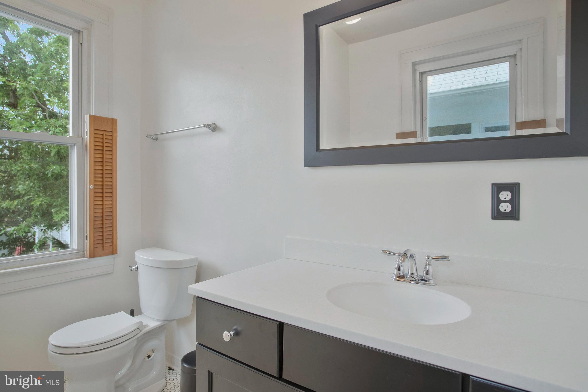 RADNOR WINSTON - Residential