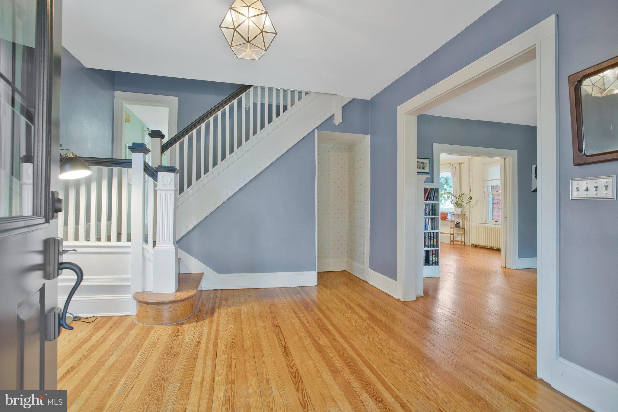 RADNOR WINSTON - Residential