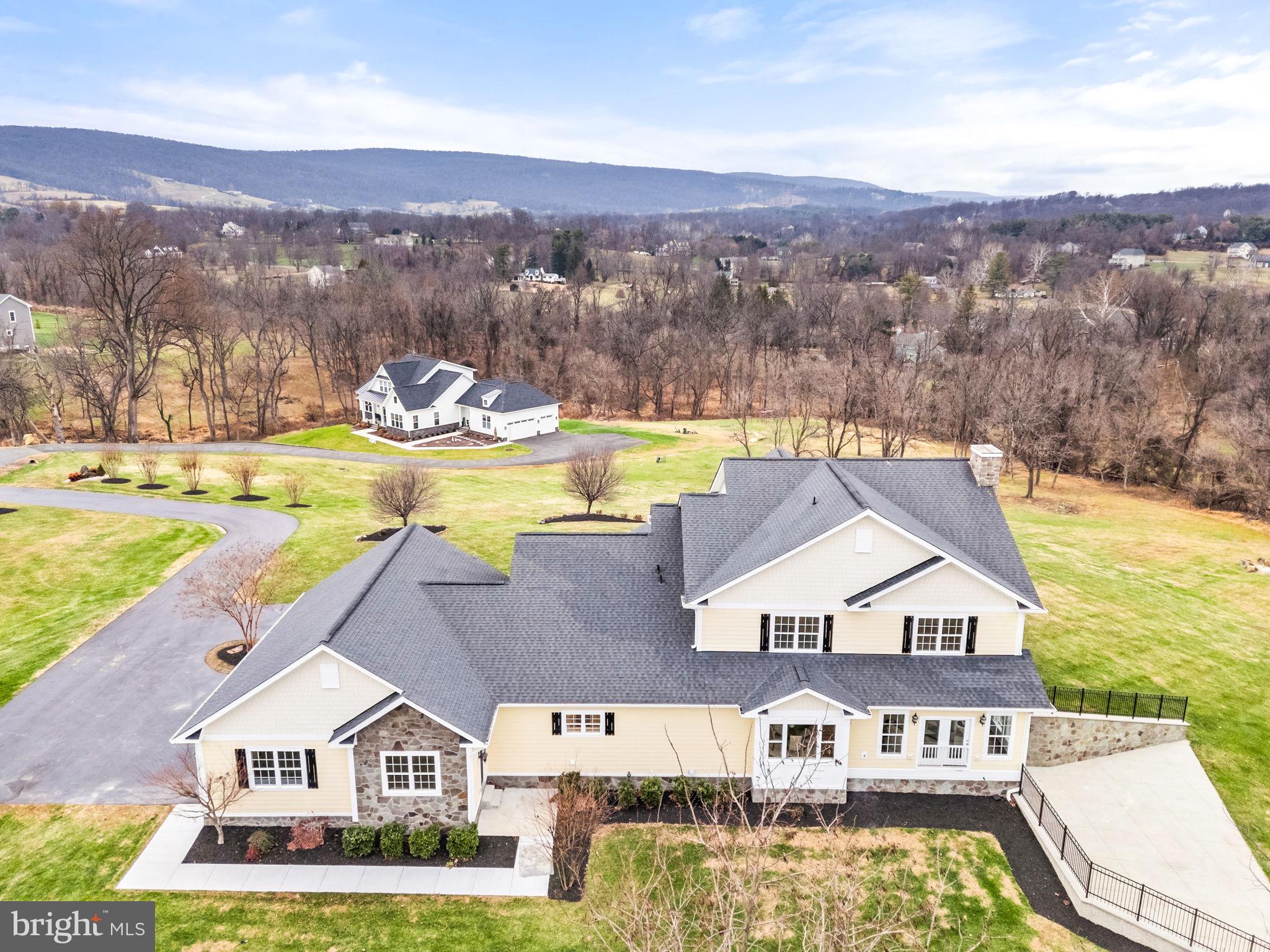 STONELEIGH - Residential