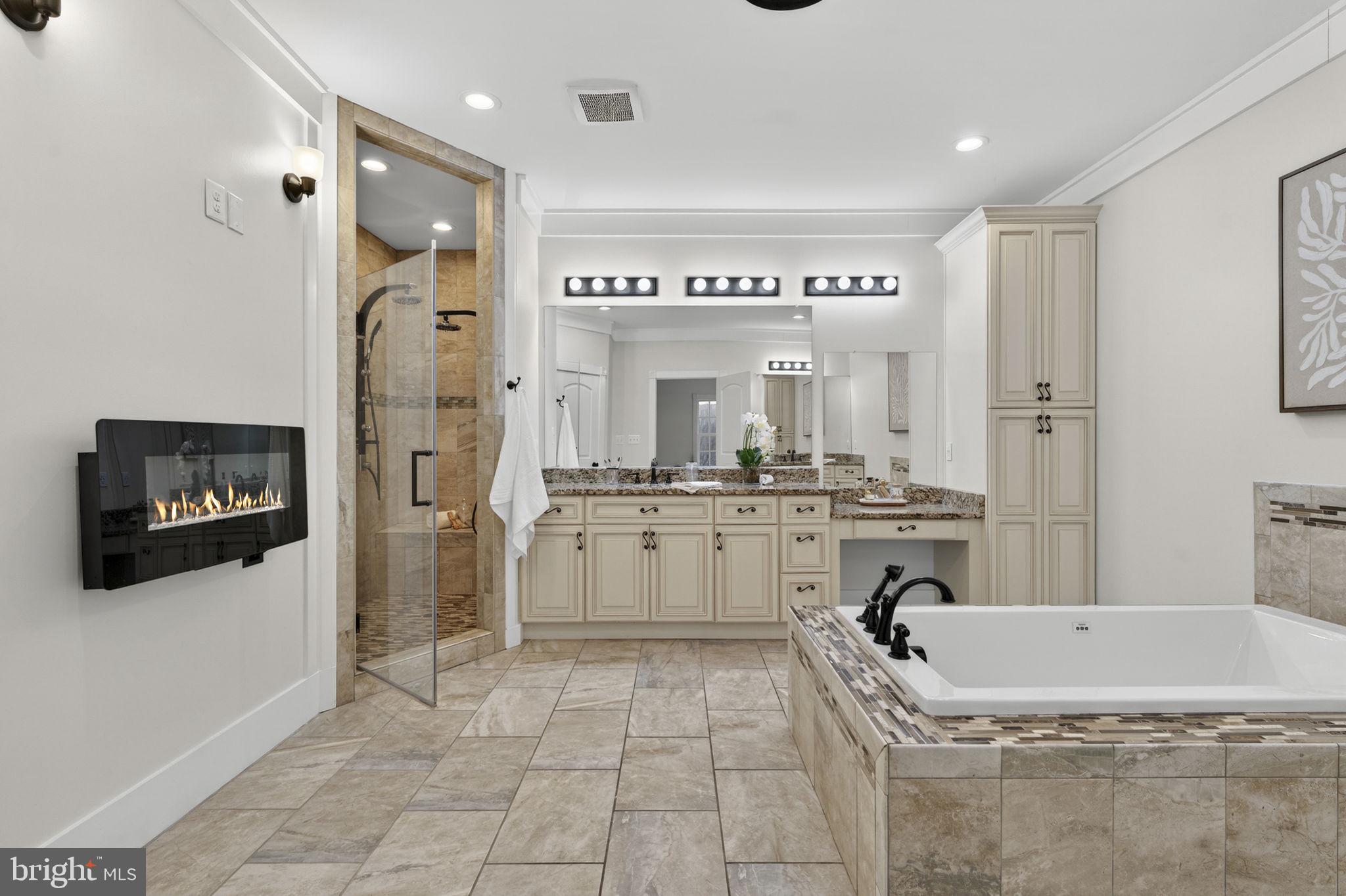 STONELEIGH - Residential